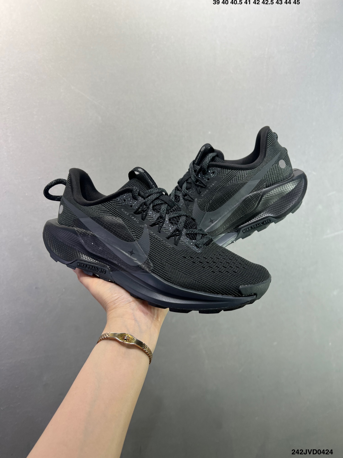 Nike Trail Atc 耐克 轻便缓震 越野跑步鞋 DV3865-300-Top High Quatity Cheap Sneakers Fashion Clothing Clothes Bags handbags Shoes of all Brand wholesale With The best Quality And Beautiful Price from China Factory Chinese suppliers wholesaler seller Nike Trail Atc 耐克 轻便缓震 越野跑步鞋 DV3865-300