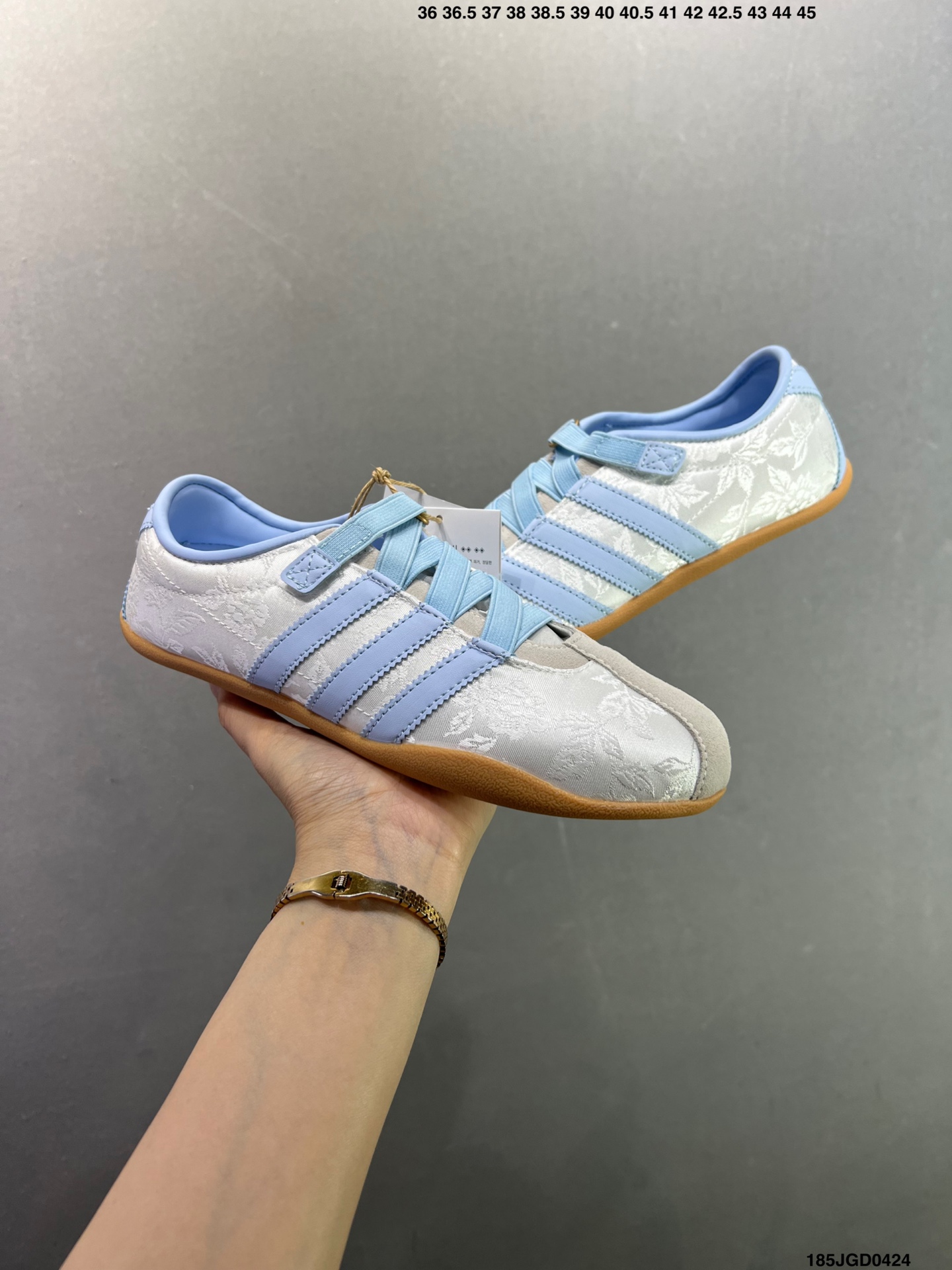 adida阿迪达斯TOKYO PACK JR4790 舒适百搭经典休闲运动鞋