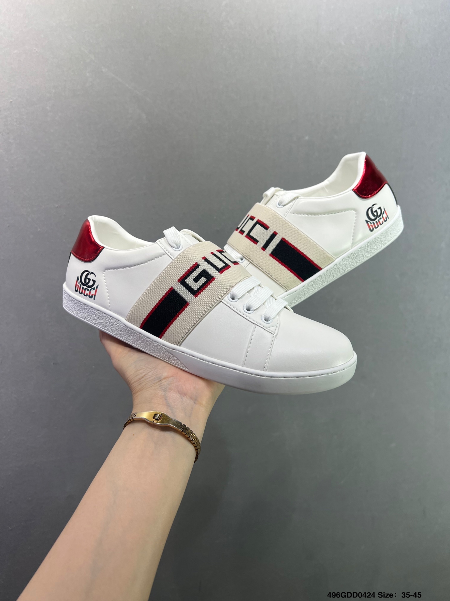 意大利时装奢饰品牌·古驰Gucci Screener GG sneaker经典原型复古百搭做旧老爹板鞋“皮革米白浅蓝GG水晶闪钻”677423 9SFR0 4983 意大利时装奢饰品牌·古驰Gucci Screener GG sneaker经典原型复古百搭做旧老爹板鞋“皮革米白浅蓝GG水晶闪钻”677423 9SFR0 4983