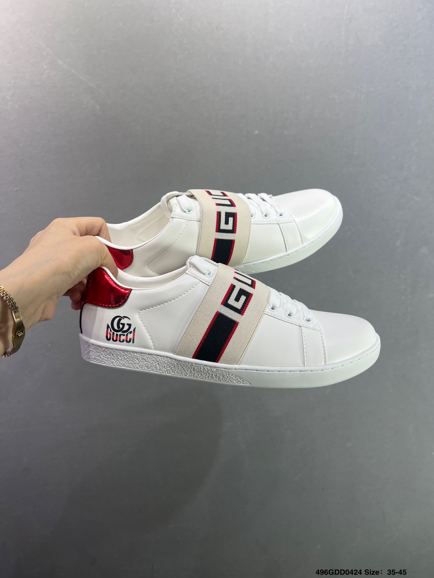 意大利时装奢饰品牌·古驰Gucci Screener GG sneaker经典原型复古百搭做旧老爹板鞋“皮革米白浅蓝GG水晶闪钻”677423 9SFR0 4983 意大利时装奢饰品牌·古驰Gucci Screener GG sneaker经典原型复古百搭做旧老爹板鞋“皮革米白浅蓝GG水晶闪钻”677423 9SFR0 4983