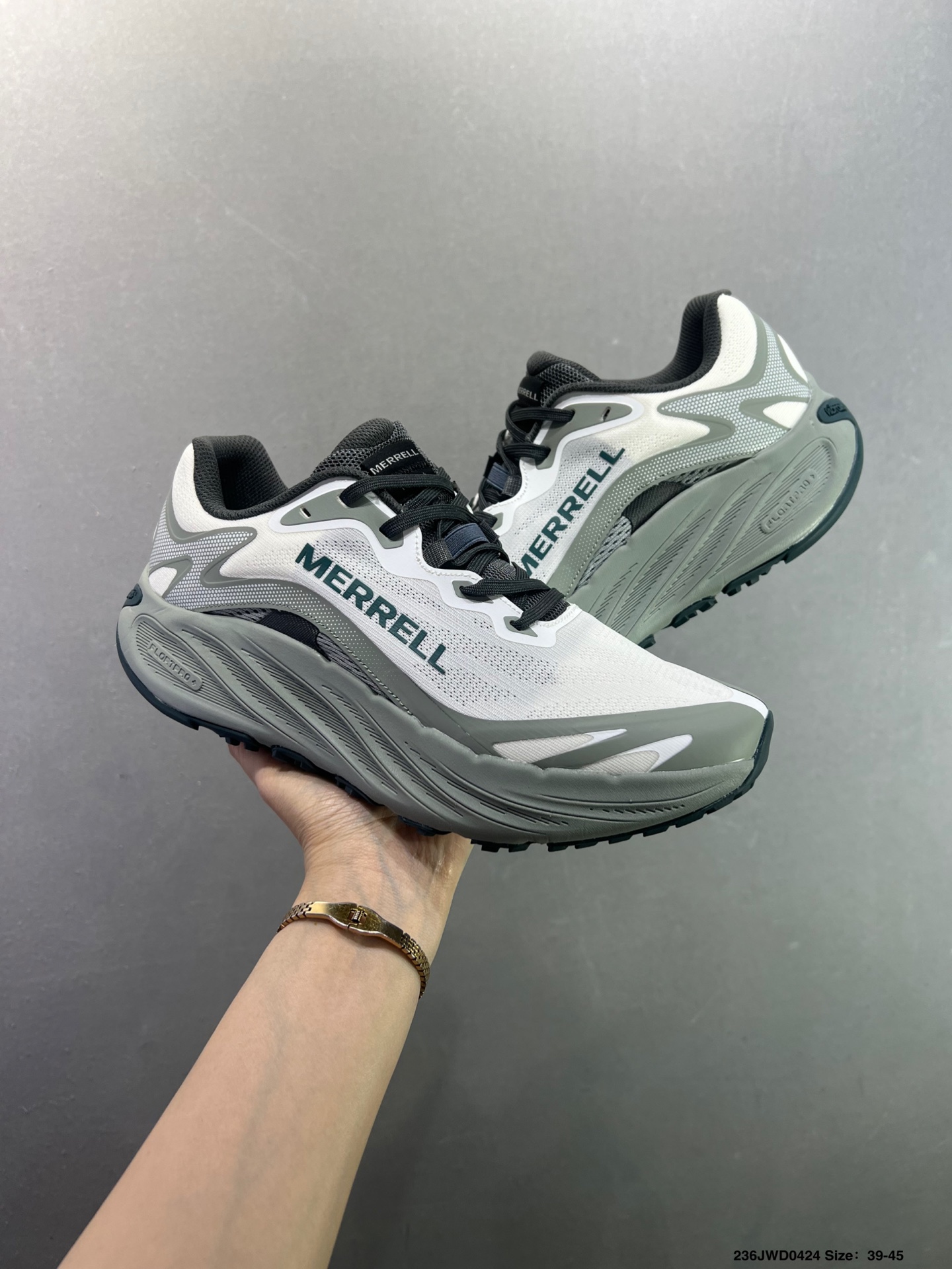 Merrell 迈乐Altra Lone Peak 9 百搭舒适轻便跑步鞋-Top High Quatity Cheap Sneakers Fashion Clothing Clothes Bags handbags Shoes of all Brand wholesale With The best Quality And Beautiful Price from China Factory Chinese suppliers wholesaler seller Merrell 迈乐Altra Lone Peak 9 百搭舒适轻便跑步鞋
