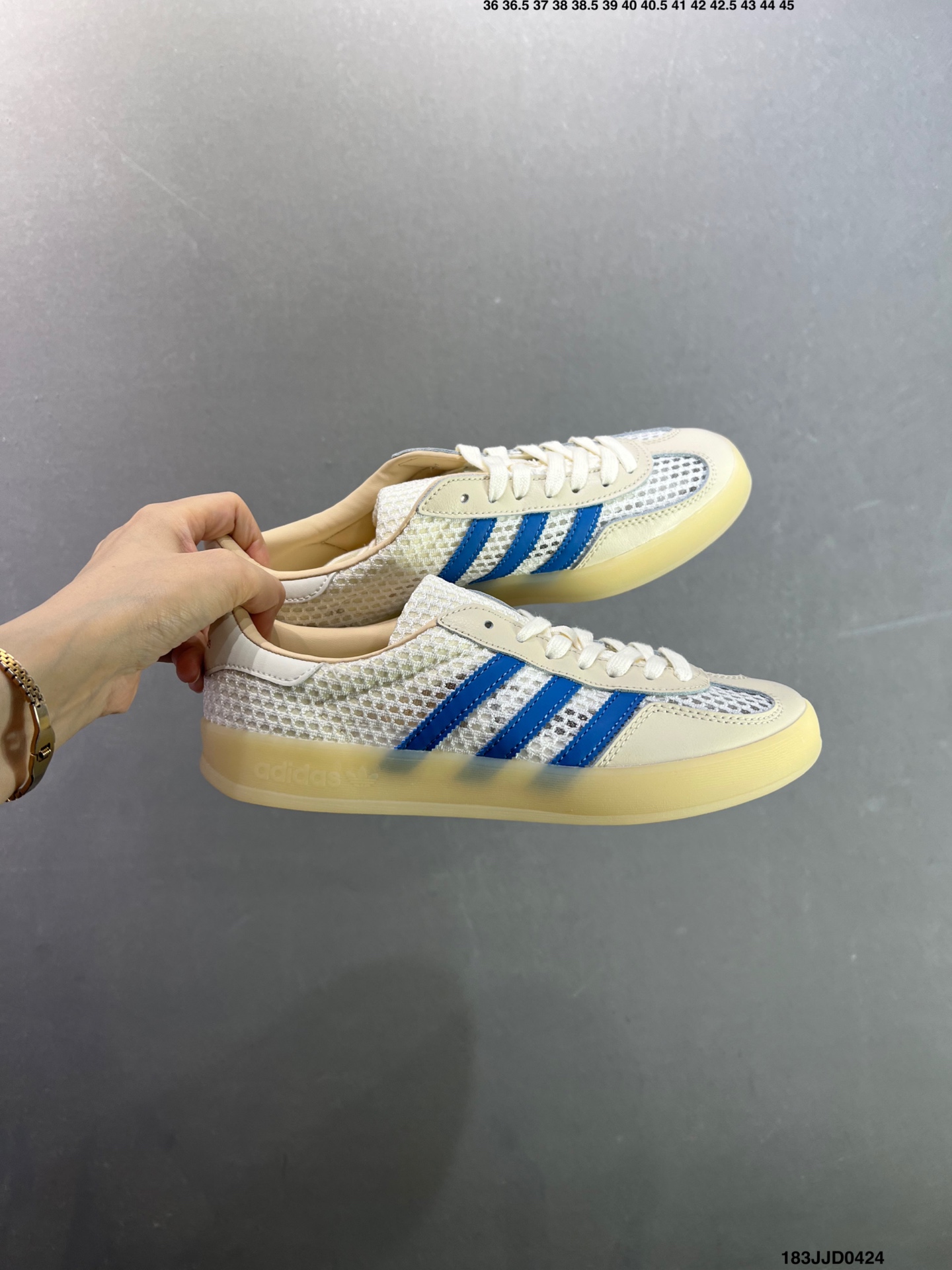 阿迪达斯Adidas Originals Gazelle Indoor 三叶草复古防滑耐磨低帮板鞋 HQ8717-Top High Quatity Cheap Sneakers Fashion Clothing Clothes Bags handbags Shoes of all Brand wholesale With The best Quality And Beautiful Price from China Factory Chinese suppliers wholesaler seller 阿迪达斯Adidas Originals Gazelle Indoor 三叶草复古防滑耐磨低帮板鞋 HQ8717