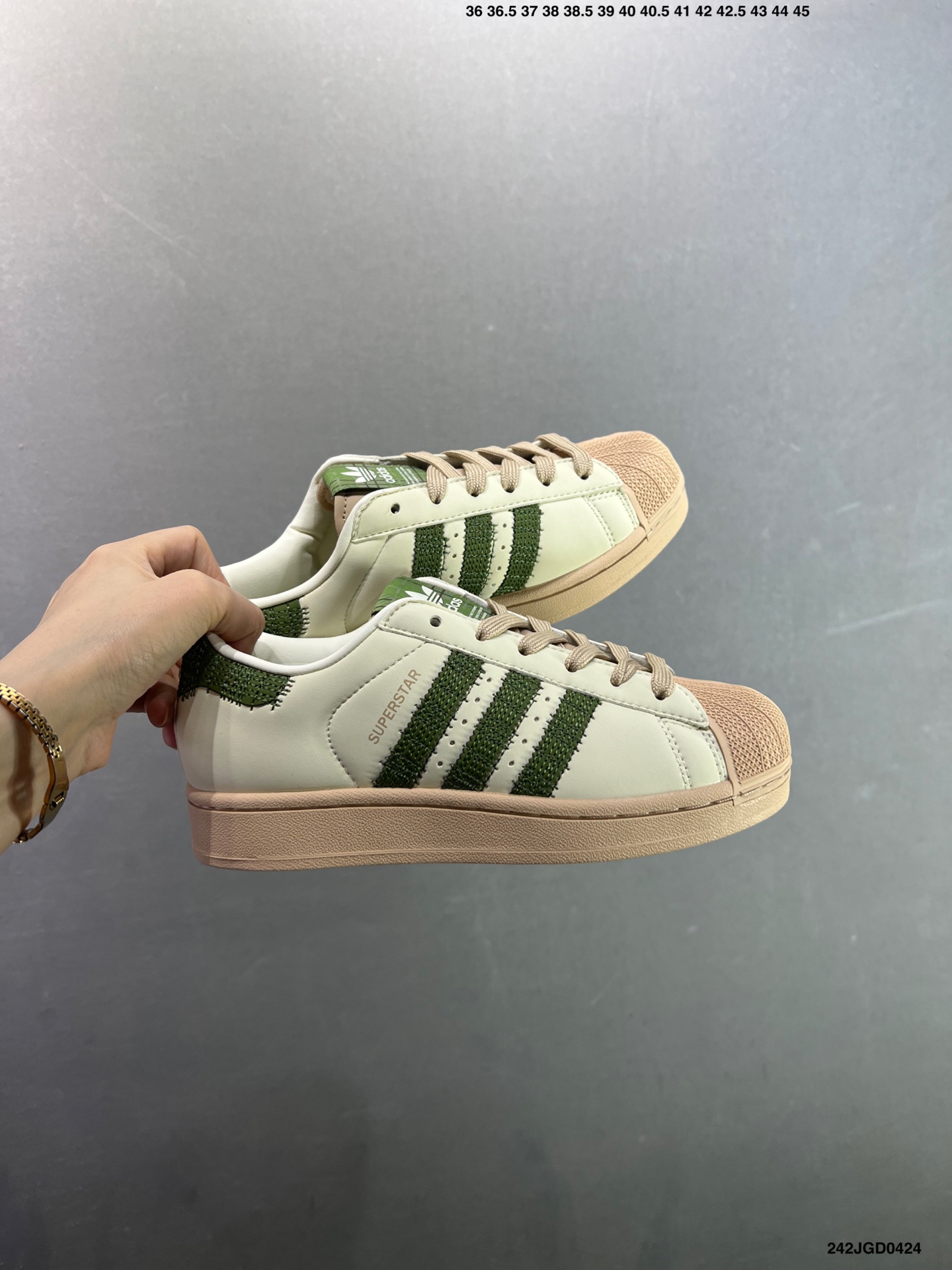 Adidas Originals Superstar贝壳头系列 阿迪达斯 低帮经典百搭休闲运动板鞋 JR6991-Top High Quatity Cheap Sneakers Fashion Clothing Clothes Bags handbags Shoes of all Brand wholesale With The best Quality And Beautiful Price from China Factory Chinese suppliers wholesaler seller Adidas Originals Superstar贝壳头系列 阿迪达斯 低帮经典百搭休闲运动板鞋 JR6991