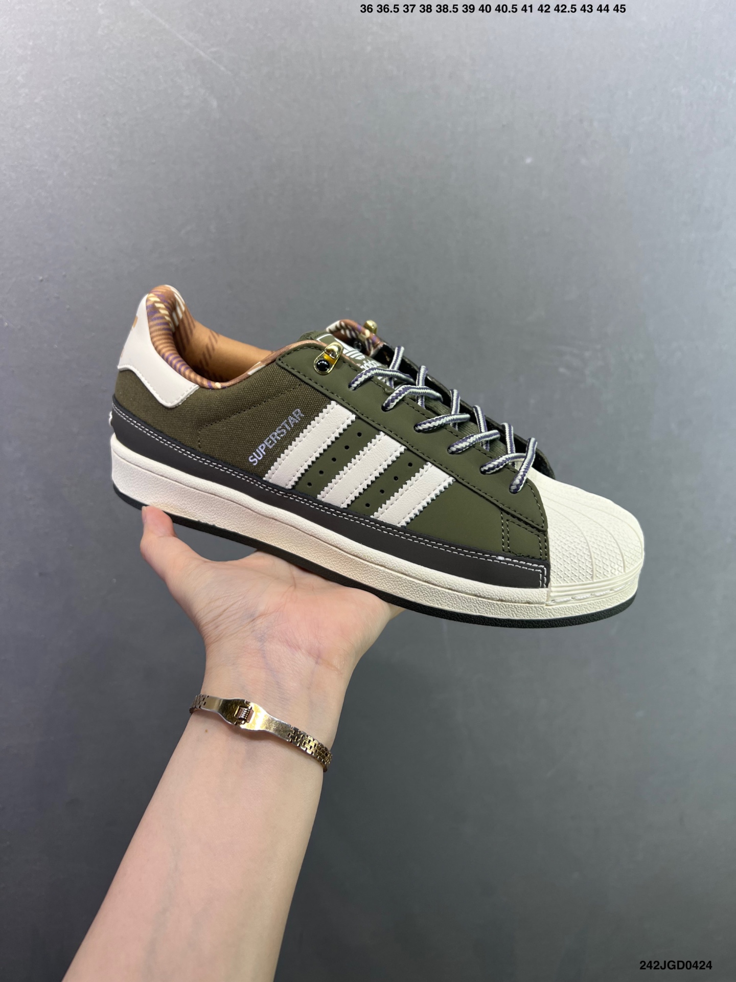 Adidas Originals Superstar贝壳头系列 阿迪达斯 低帮经典百搭休闲运动板鞋 JR6991-Top High Quatity Cheap Sneakers Fashion Clothing Clothes Bags handbags Shoes of all Brand wholesale With The best Quality And Beautiful Price from China Factory Chinese suppliers wholesaler seller Adidas Originals Superstar贝壳头系列 阿迪达斯 低帮经典百搭休闲运动板鞋 JR6991