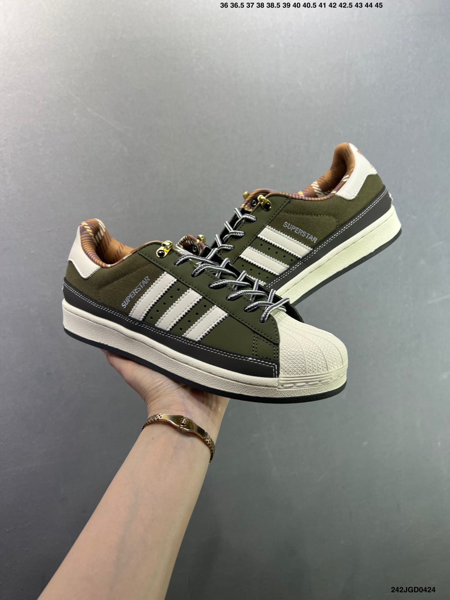 Adidas Originals Superstar贝壳头系列 阿迪达斯 低帮经典百搭休闲运动板鞋 JR6991-Top High Quatity Cheap Sneakers Fashion Clothing Clothes Bags handbags Shoes of all Brand wholesale With The best Quality And Beautiful Price from China Factory Chinese suppliers wholesaler seller Adidas Originals Superstar贝壳头系列 阿迪达斯 低帮经典百搭休闲运动板鞋 JR6991
