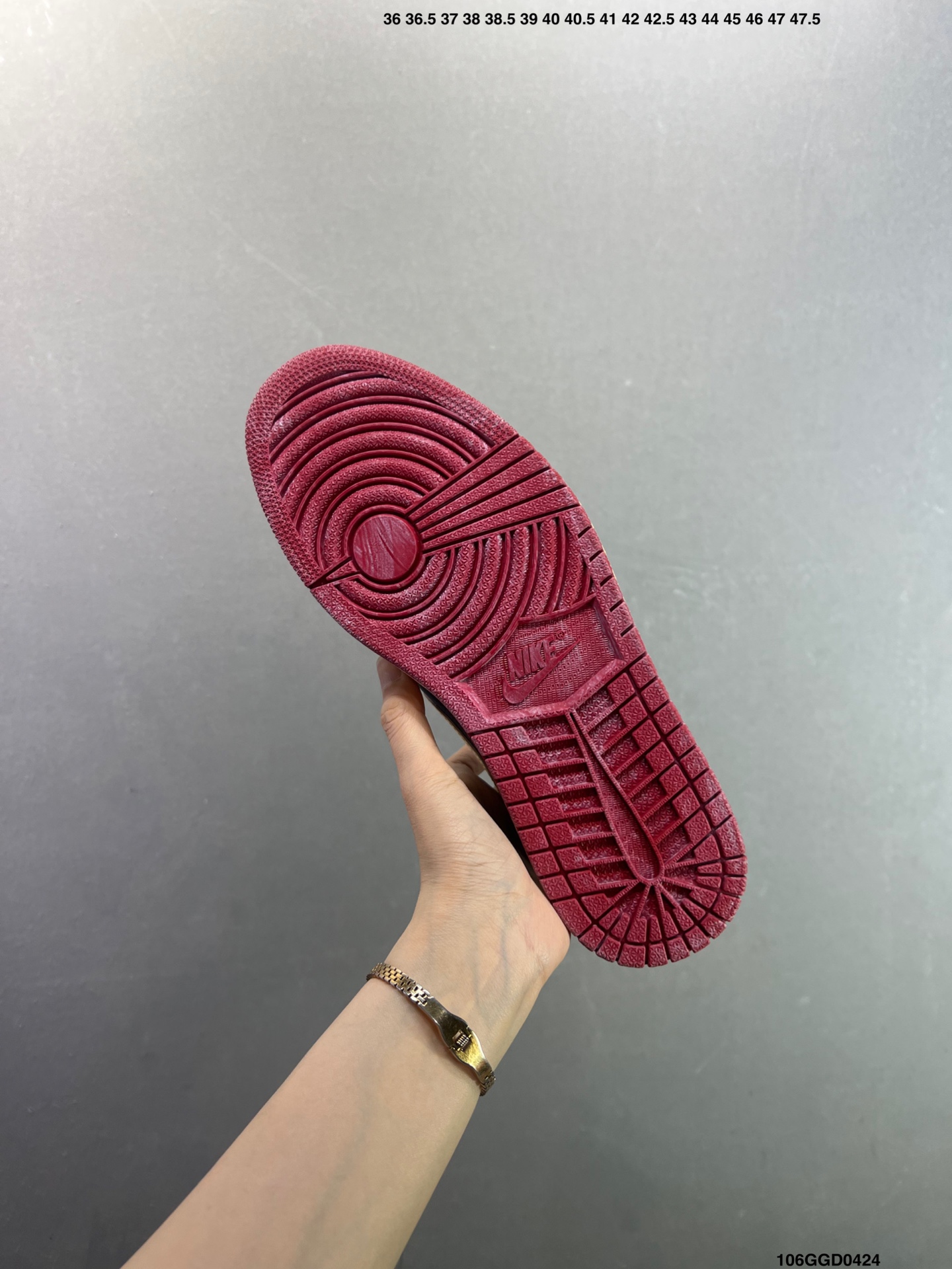 Air Jordan AJ1 Retro Low 低帮 灰黑白外贸特供 IB8958-001-Top High Quatity Cheap Sneakers Fashion Clothing Clothes Bags handbags Shoes of all Brand wholesale With The best Quality And Beautiful Price from China Factory Chinese suppliers wholesaler seller Air Jordan AJ1 Retro Low 低帮 灰黑白外贸特供 IB8958-001