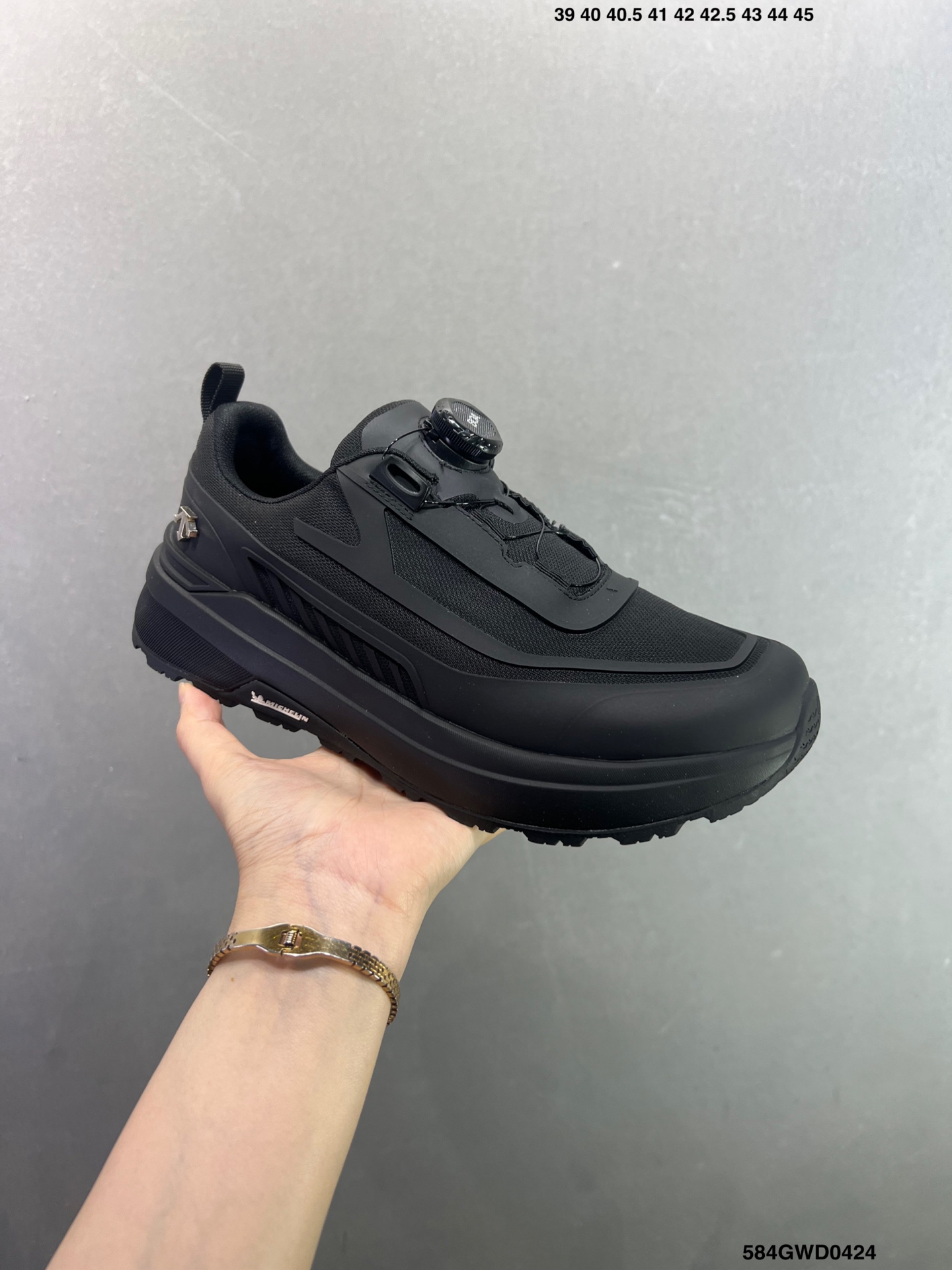 迪桑特DESCENTE EDGE COURT RETRO 复古轻质 耐磨低帮 生活休闲鞋 SP383LSN82 迪桑特DESCENTE EDGE COURT RETRO 复古轻质 耐磨低帮 生活休闲鞋 SP383LSN82