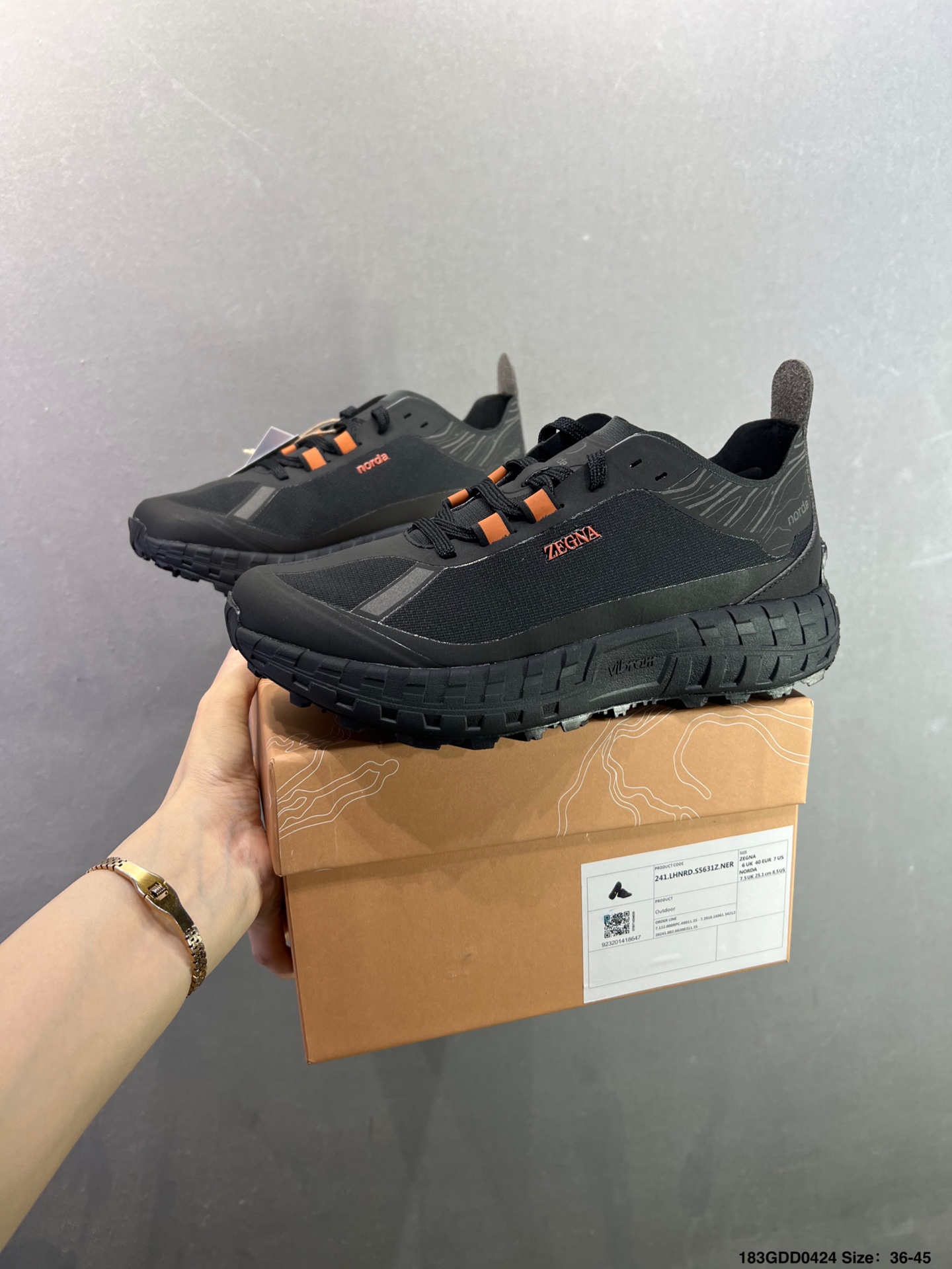 ZEGNA x NORDA 001 厚底系带耐磨 低帮 户外 越野登山功能鞋 NORDA001-M-STLTHBLK-8-Top High Quatity Cheap Sneakers Fashion Clothing Clothes Bags handbags Shoes of all Brand wholesale With The best Quality And Beautiful Price from China Factory Chinese suppliers wholesaler seller ZEGNA x NORDA 001 厚底系带耐磨 低帮 户外 越野登山功能鞋 NORDA001-M-STLTHBLK-8