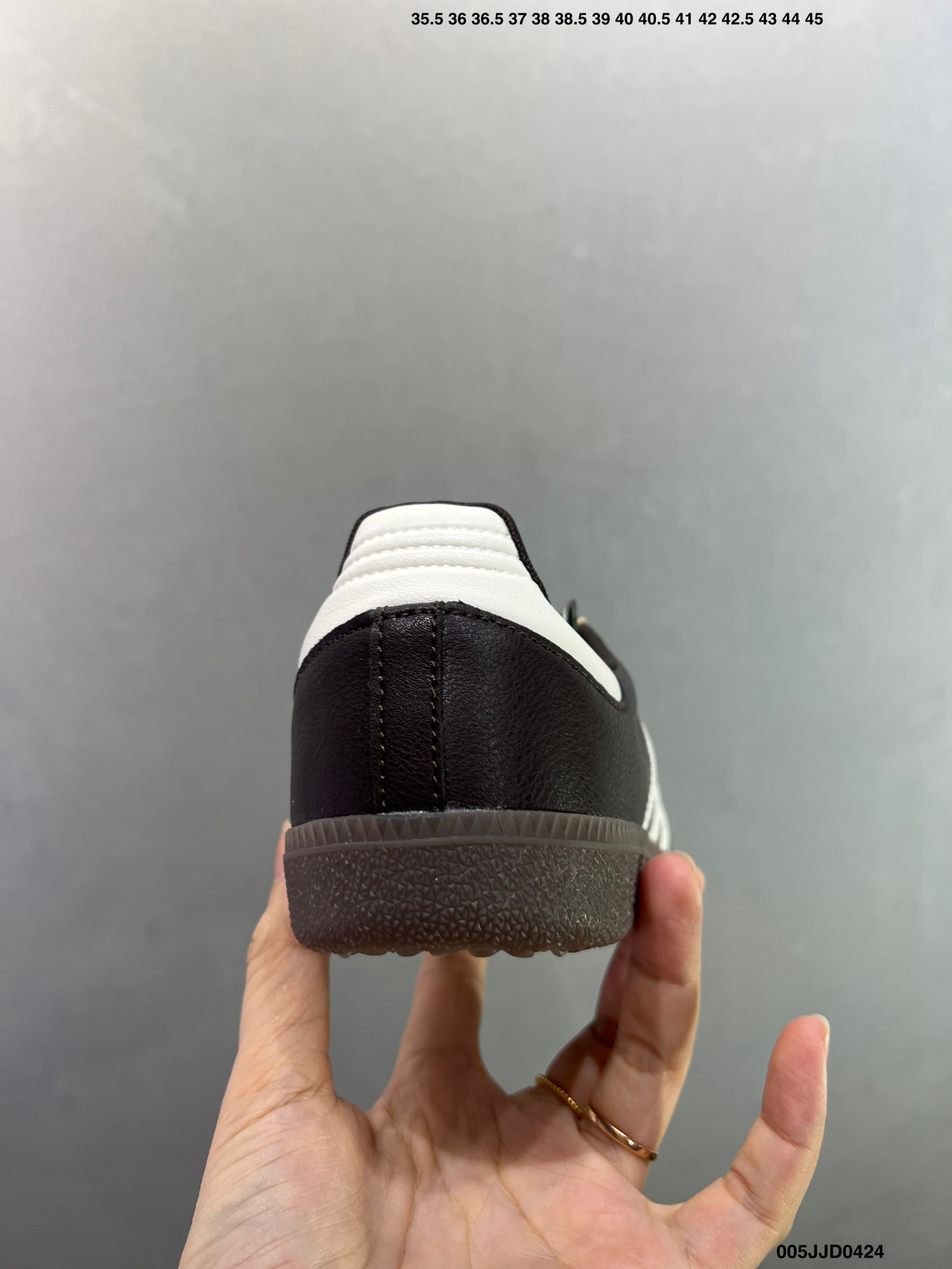 Adidas三叶草SAMBA 休闲板鞋 HQ5160-Top High Quatity Cheap Sneakers Fashion Clothing Clothes Bags handbags Shoes of all Brand wholesale With The best Quality And Beautiful Price from China Factory Chinese suppliers wholesaler seller Adidas三叶草SAMBA 休闲板鞋 HQ5160
