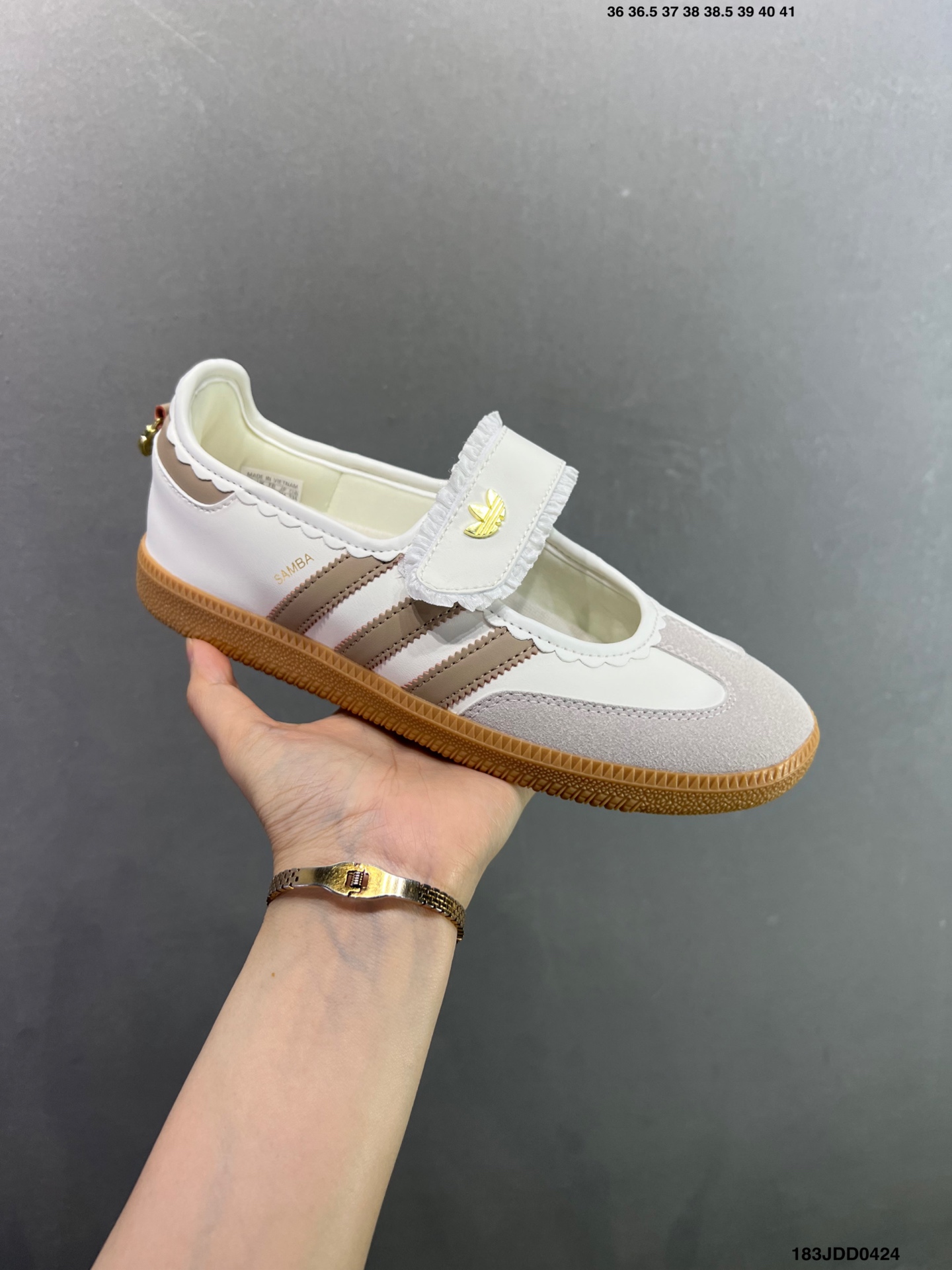 Adidas Samba Janes阿迪达斯玛丽珍款玫瑰金板鞋懒人一脚蹬运动鞋 KH6230 Adidas Samba Janes阿迪达斯玛丽珍款玫瑰金板鞋懒人一脚蹬运动鞋 KH6230