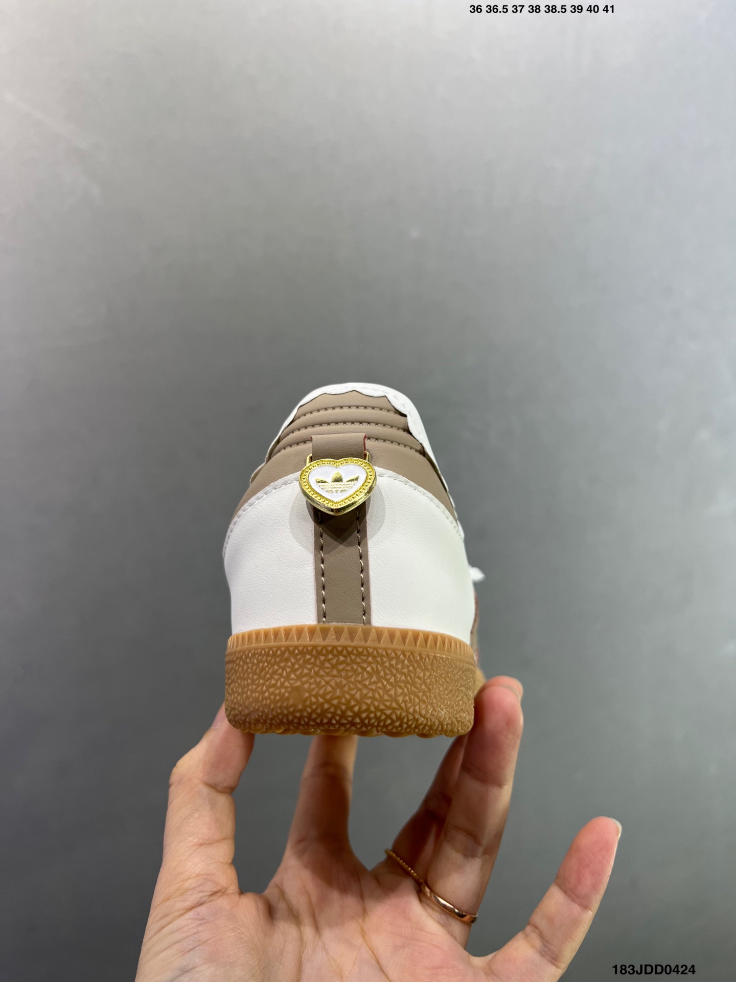 Adidas Samba Janes阿迪达斯玛丽珍款玫瑰金板鞋懒人一脚蹬运动鞋 KH6230 Adidas Samba Janes阿迪达斯玛丽珍款玫瑰金板鞋懒人一脚蹬运动鞋 KH6230