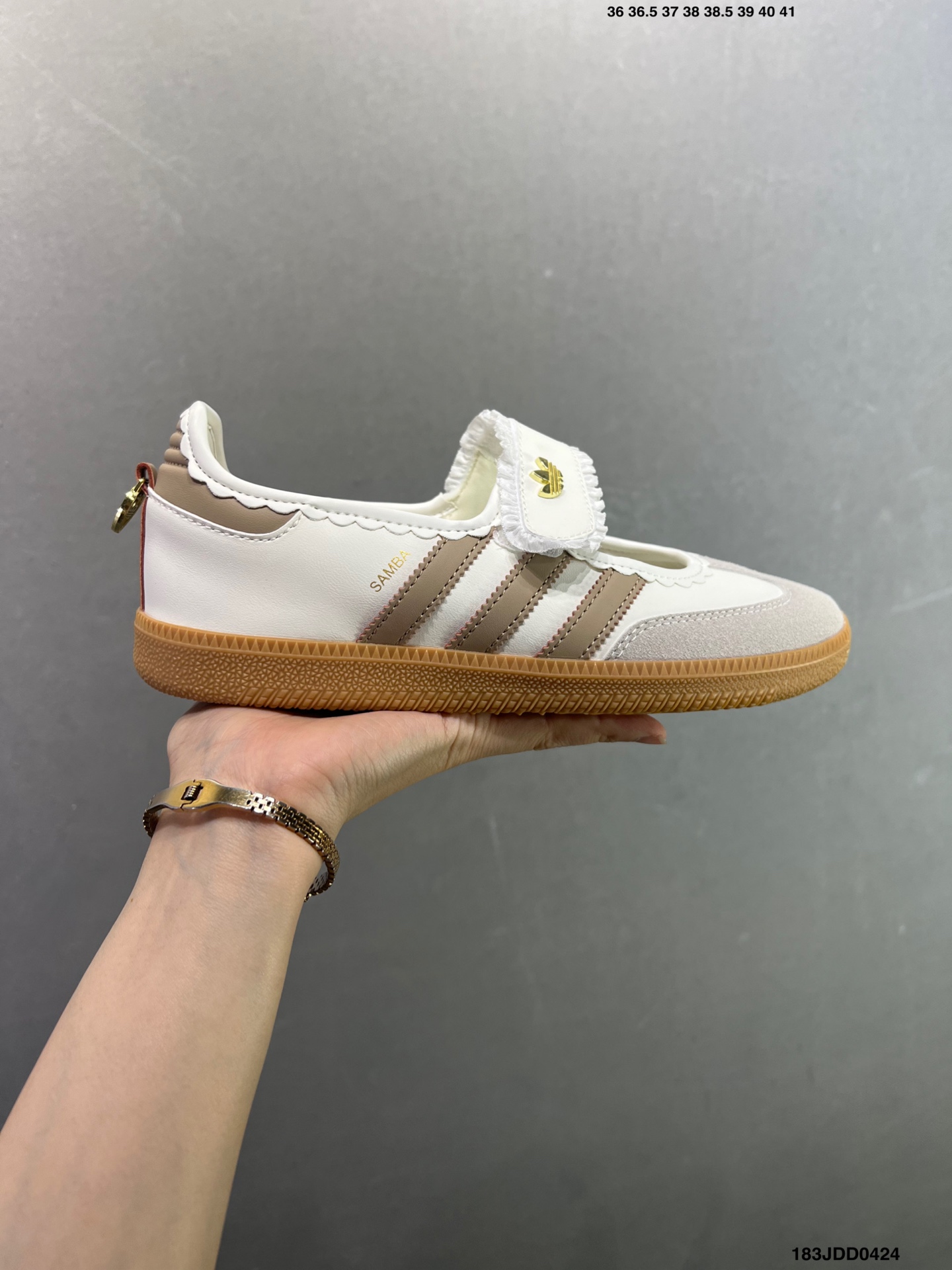 Adidas Samba Janes阿迪达斯玛丽珍款玫瑰金板鞋懒人一脚蹬运动鞋 KH6230 Adidas Samba Janes阿迪达斯玛丽珍款玫瑰金板鞋懒人一脚蹬运动鞋 KH6230