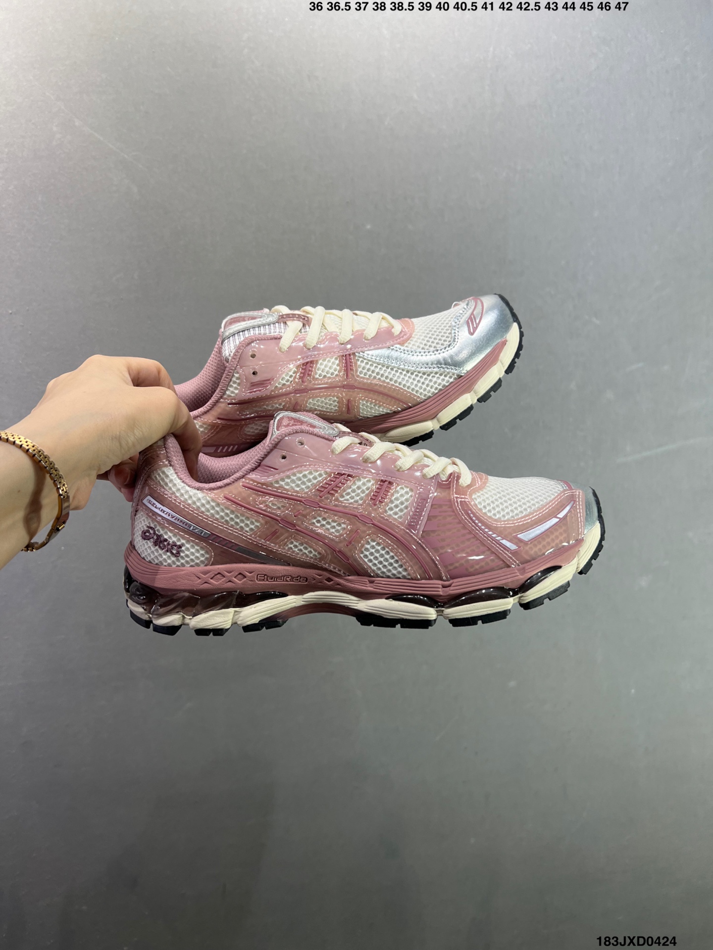 Asics Gel-Kayano 12.1 版本 亚瑟士运动休闲透气专业跑鞋 1203A555-101