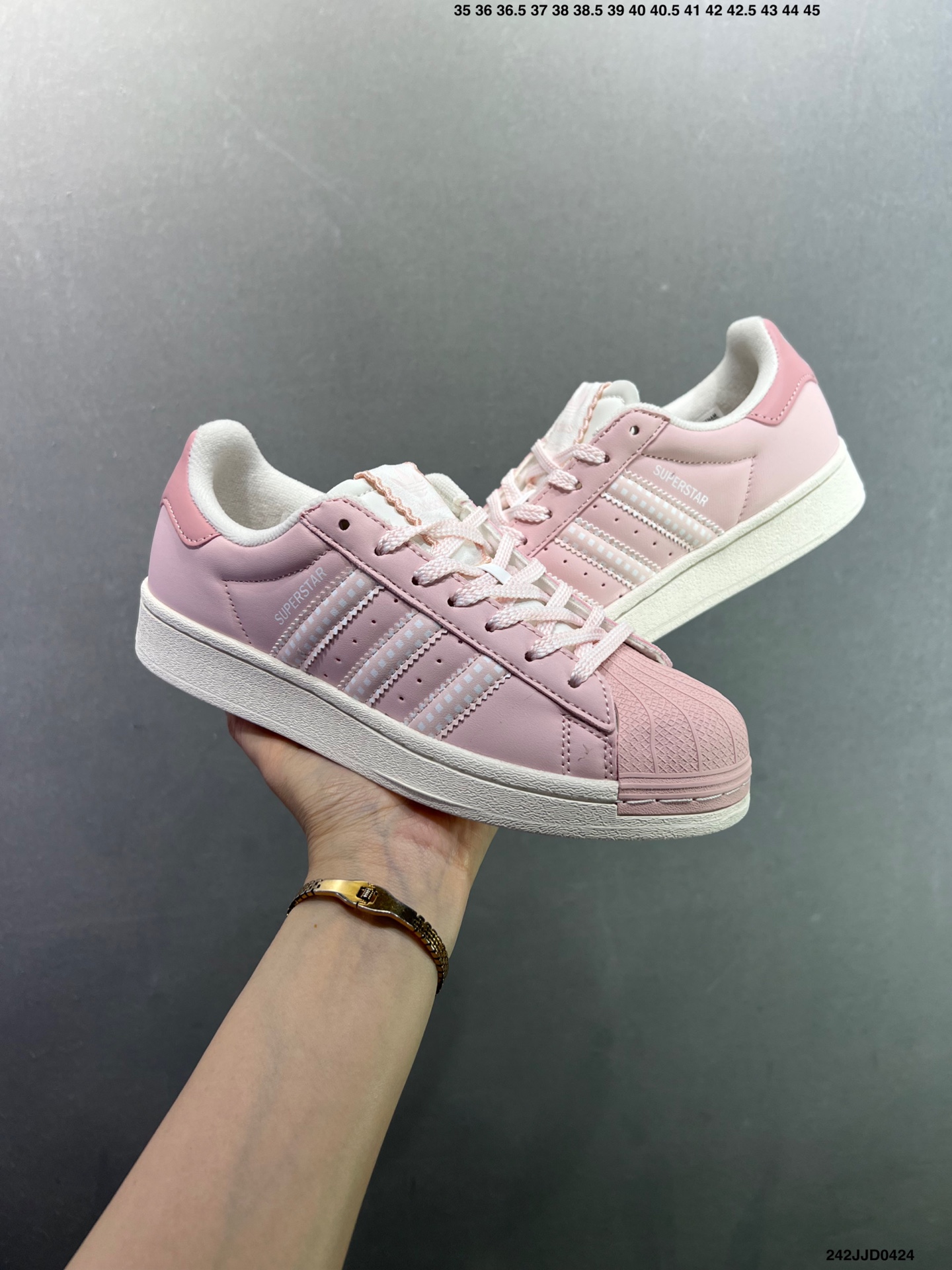 Adidas Originals Superstar贝壳头系列 阿迪达斯 低帮经典百搭休闲运动板鞋 JR6991-Top High Quatity Cheap Sneakers Fashion Clothing Clothes Bags handbags Shoes of all Brand wholesale With The best Quality And Beautiful Price from China Factory Chinese suppliers wholesaler seller Adidas Originals Superstar贝壳头系列 阿迪达斯 低帮经典百搭休闲运动板鞋 JR6991