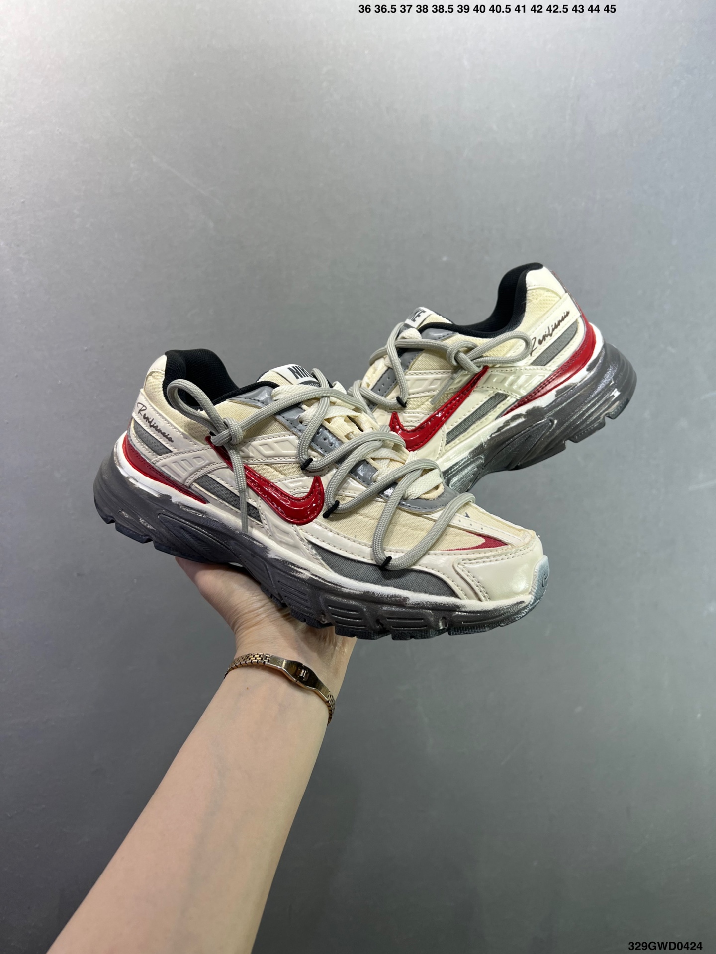 NIKE INITIAOR创始者系列复古休闲运动舒适跑鞋 394055-100-Top High Quatity Cheap Sneakers Fashion Clothing Clothes Bags handbags Shoes of all Brand wholesale With The best Quality And Beautiful Price from China Factory Chinese suppliers wholesaler seller NIKE INITIAOR创始者系列复古休闲运动舒适跑鞋 394055-100