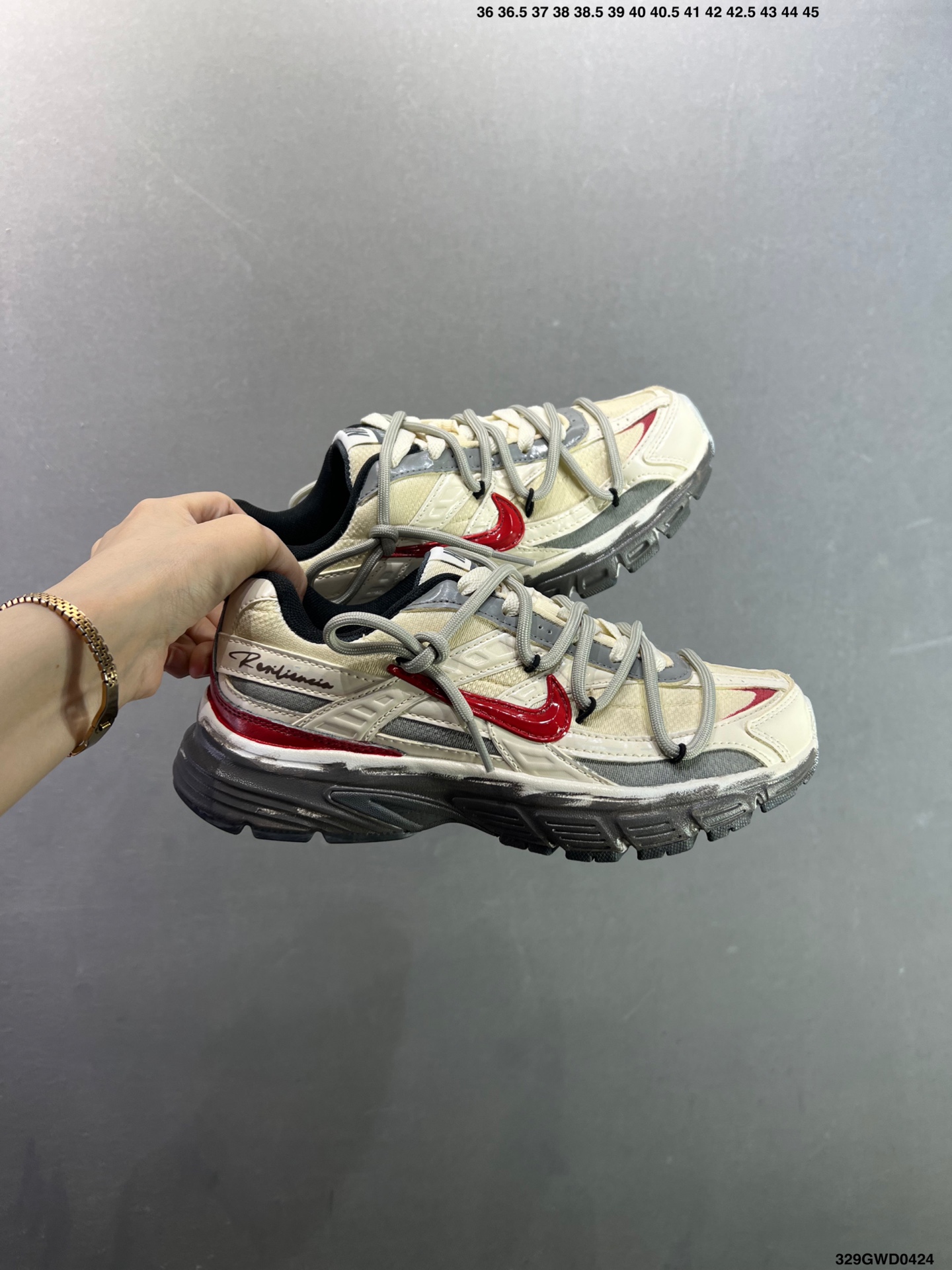 NIKE INITIAOR创始者系列复古休闲运动舒适跑鞋 394055-100-Top High Quatity Cheap Sneakers Fashion Clothing Clothes Bags handbags Shoes of all Brand wholesale With The best Quality And Beautiful Price from China Factory Chinese suppliers wholesaler seller NIKE INITIAOR创始者系列复古休闲运动舒适跑鞋 394055-100