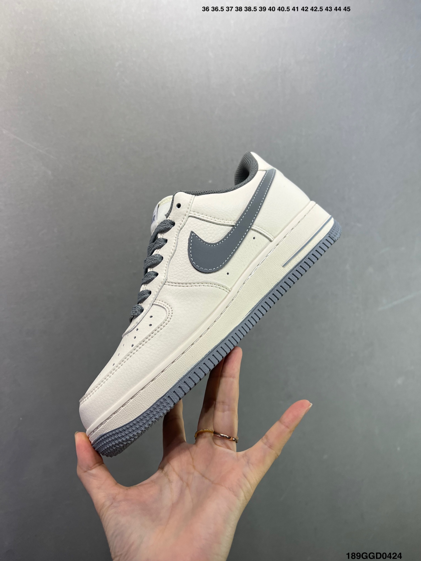 NIke Air Force 1 ‘07 Low 联名空军一号 低帮 运动鞋 休闲鞋 SM6668-103 NIke Air Force 1 ‘07 Low 联名空军一号 低帮 运动鞋 休闲鞋 SM6668-103