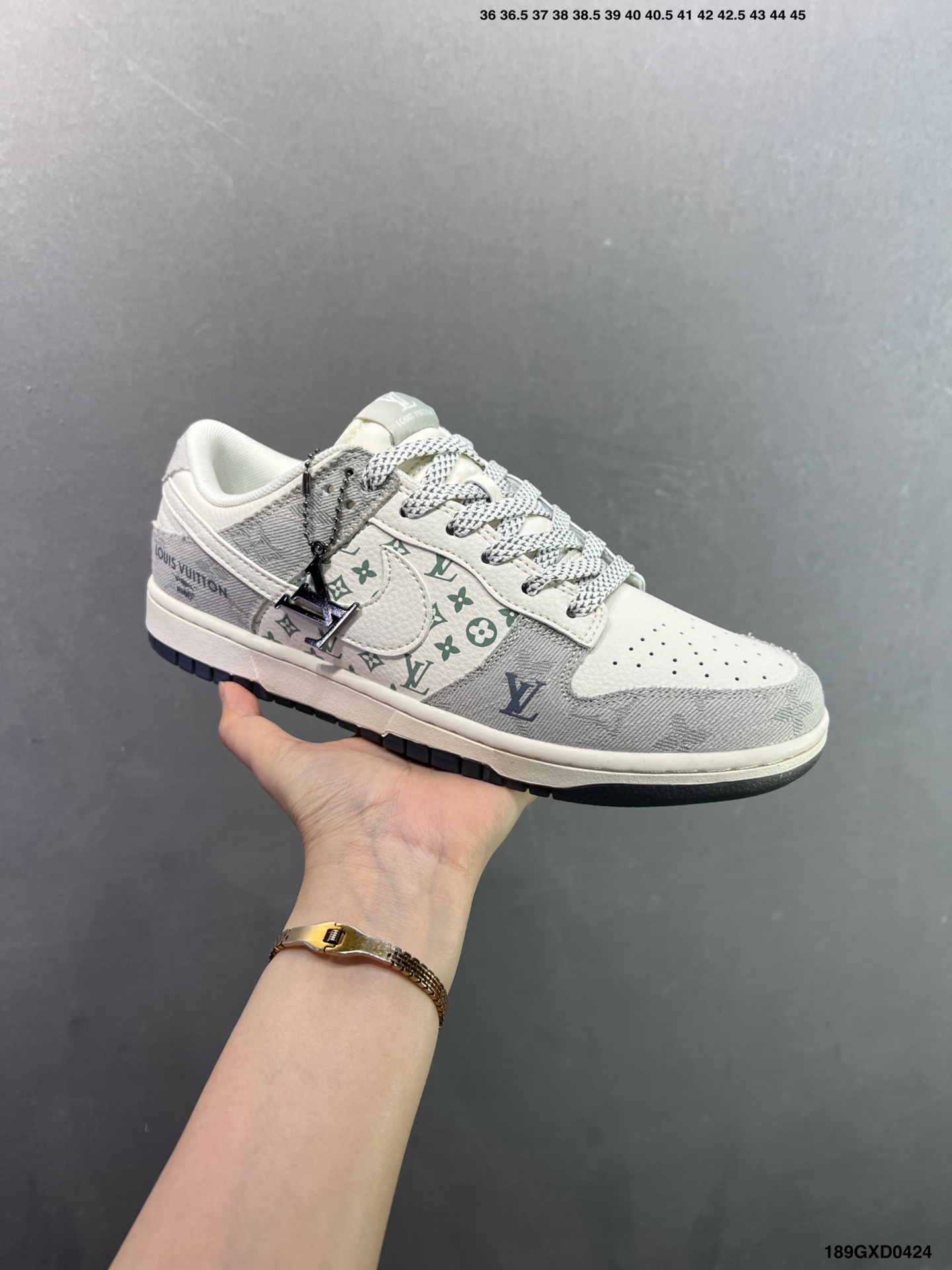 Nike Dunk Low Retro ‘DIY高端定制’耐克 低帮休闲运动板鞋 JP1678-007-Top High Quatity Cheap Sneakers Fashion Clothing Clothes Bags handbags Shoes of all Brand wholesale With The best Quality And Beautiful Price from China Factory Chinese suppliers wholesaler seller Nike Dunk Low Retro ‘DIY高端定制’耐克 低帮休闲运动板鞋 JP1678-007