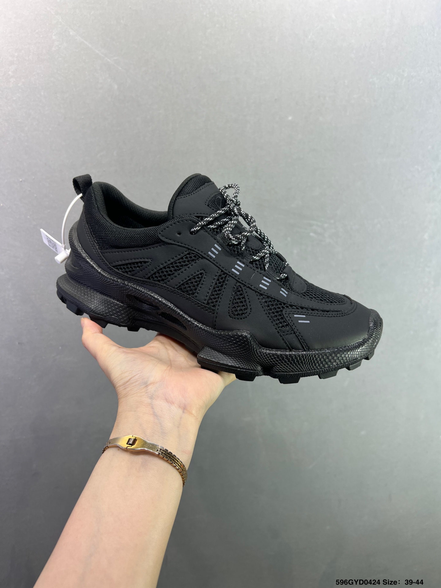 ECCO爱步登山鞋男款 舒适户外运动越野跑鞋健步BIOMC踪迹系列-Top High Quatity Cheap Sneakers Fashion Clothing Clothes Bags handbags Shoes of all Brand wholesale With The best Quality And Beautiful Price from China Factory Chinese suppliers wholesaler seller ECCO爱步登山鞋男款 舒适户外运动越野跑鞋健步BIOMC踪迹系列