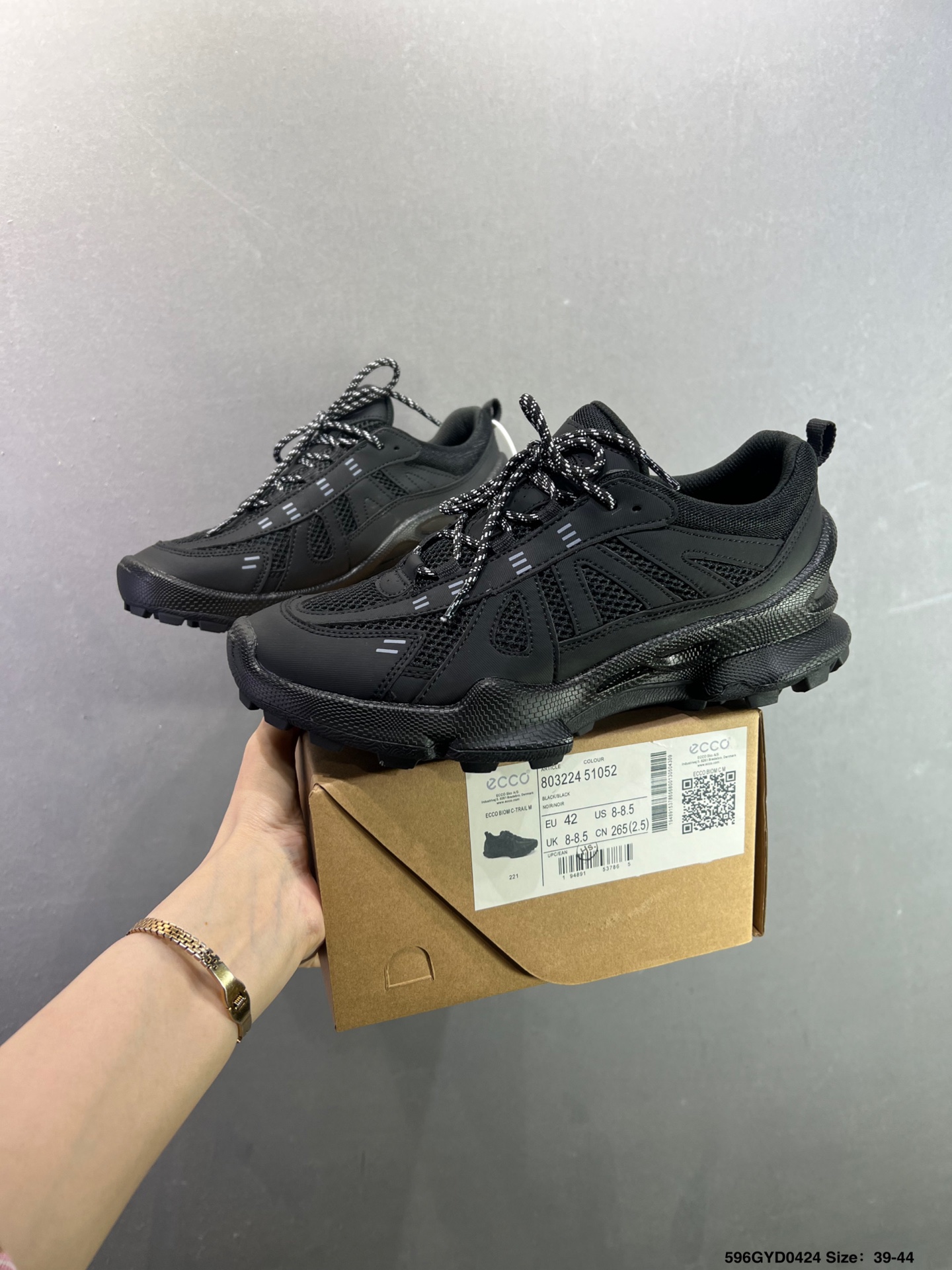 ECCO爱步登山鞋男款 舒适户外运动越野跑鞋健步BIOMC踪迹系列-Top High Quatity Cheap Sneakers Fashion Clothing Clothes Bags handbags Shoes of all Brand wholesale With The best Quality And Beautiful Price from China Factory Chinese suppliers wholesaler seller ECCO爱步登山鞋男款 舒适户外运动越野跑鞋健步BIOMC踪迹系列