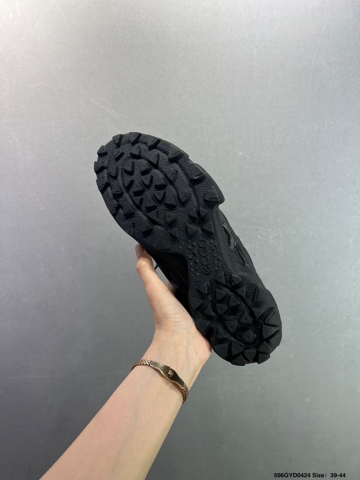 ECCO爱步登山鞋男款 舒适户外运动越野跑鞋健步BIOMC踪迹系列-Top High Quatity Cheap Sneakers Fashion Clothing Clothes Bags handbags Shoes of all Brand wholesale With The best Quality And Beautiful Price from China Factory Chinese suppliers wholesaler seller ECCO爱步登山鞋男款 舒适户外运动越野跑鞋健步BIOMC踪迹系列