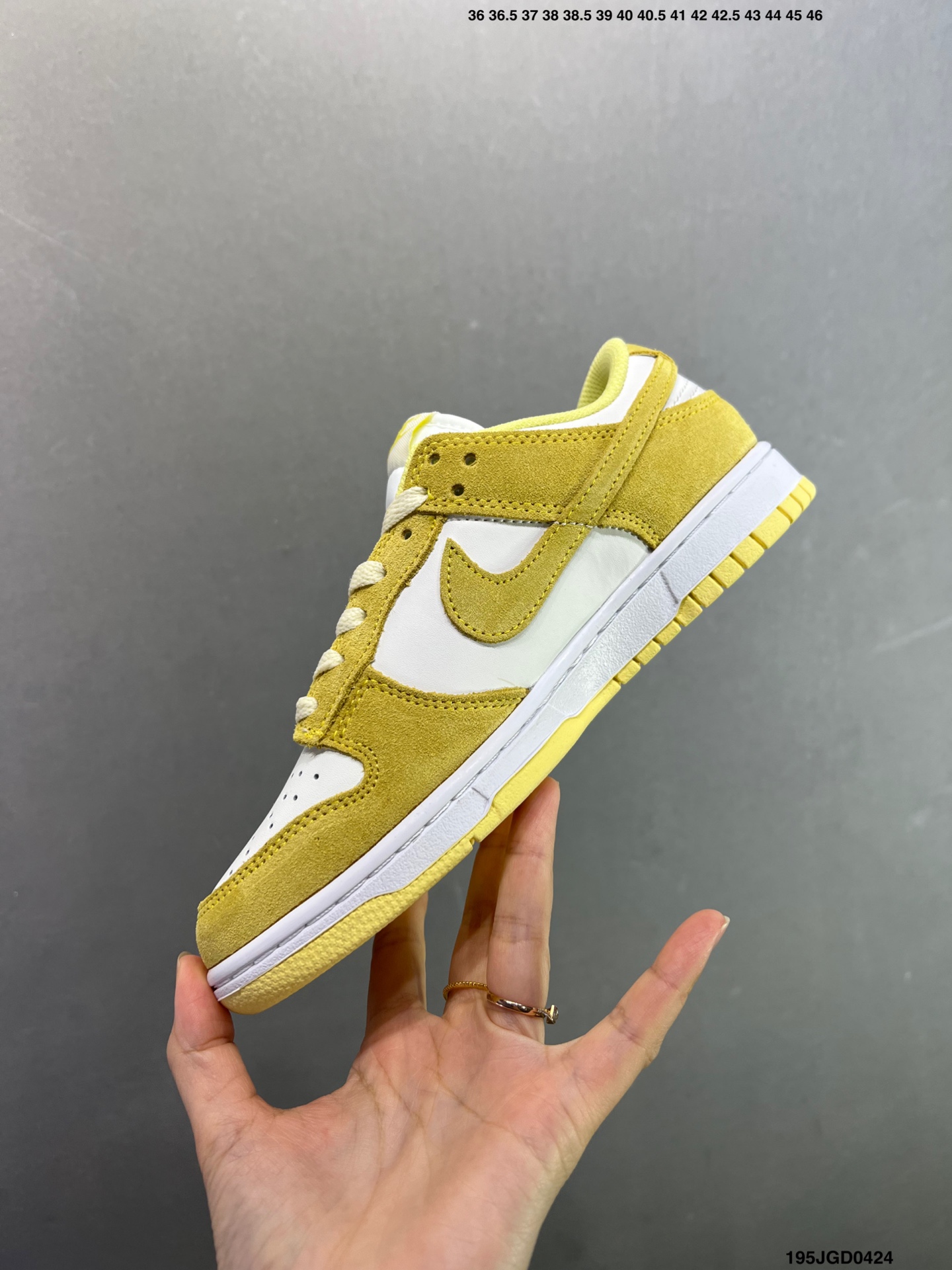 耐克NiKE DUNK LOW 扣篮系列 耐克 复古低帮休闲运动滑板板鞋 IF3944-001-Top High Quatity Cheap Sneakers Fashion Clothing Clothes Bags handbags Shoes of all Brand wholesale With The best Quality And Beautiful Price from China Factory Chinese suppliers wholesaler seller 耐克NiKE DUNK LOW 扣篮系列 耐克 复古低帮休闲运动滑板板鞋 IF3944-001