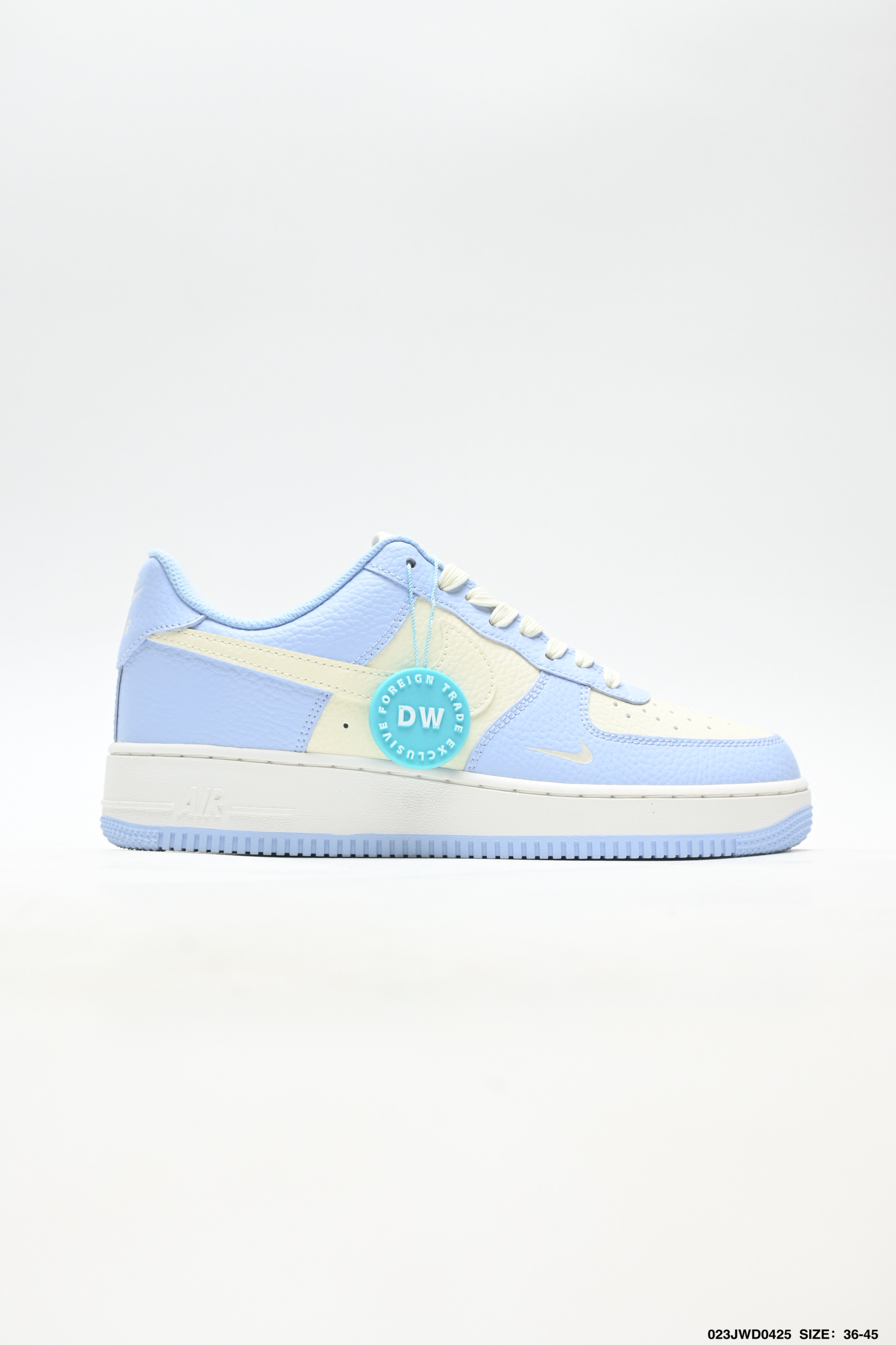 NIKE AIR FORCE 1‘07 IV3222-400 NIKE AIR FORCE 1‘07 IV3222-400