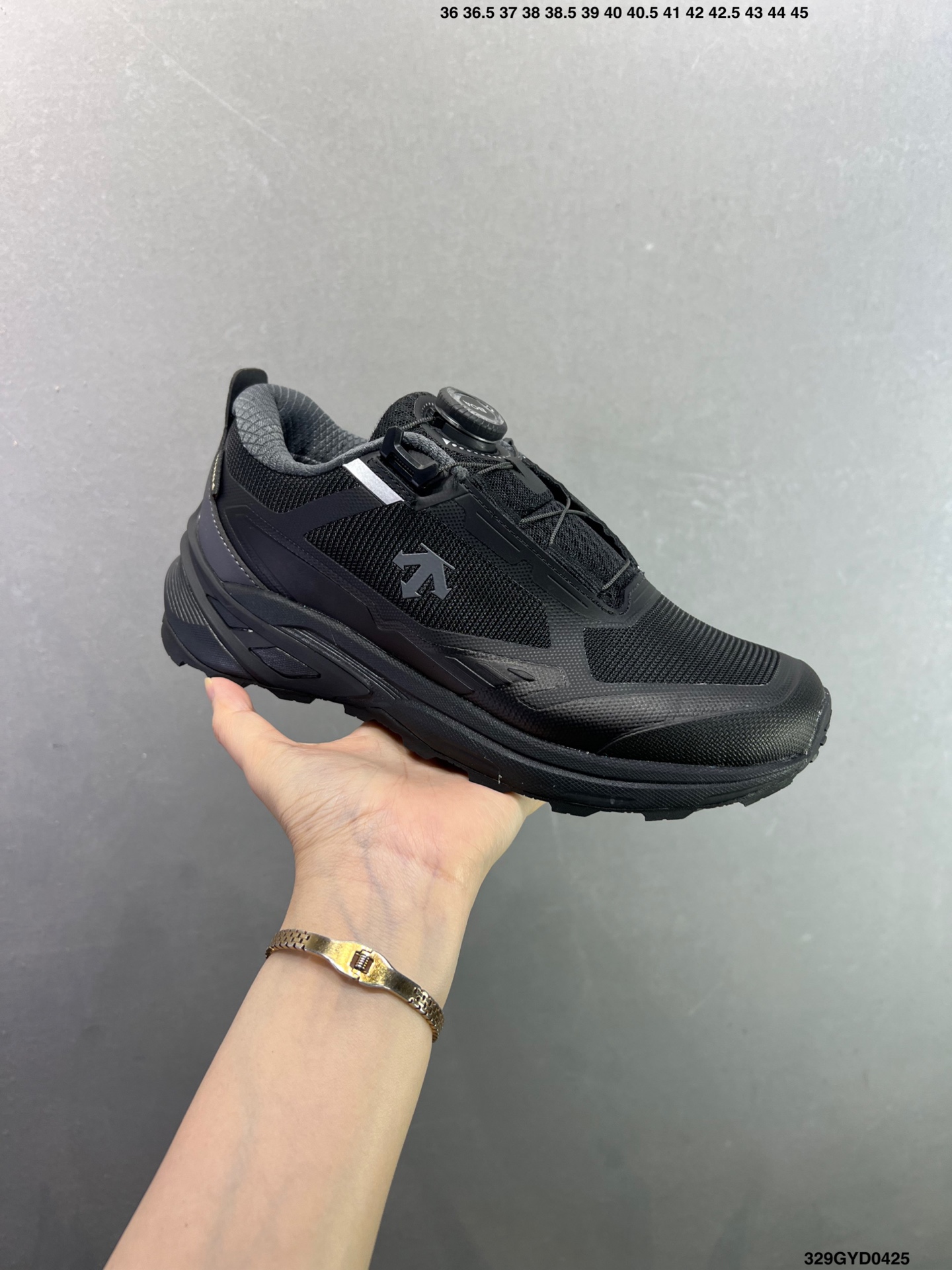 迪桑特DESCENTE EDGE COURT RETRO 复古轻质 耐磨低帮 生活休闲鞋 SP383LSN82 迪桑特DESCENTE EDGE COURT RETRO 复古轻质 耐磨低帮 生活休闲鞋 SP383LSN82