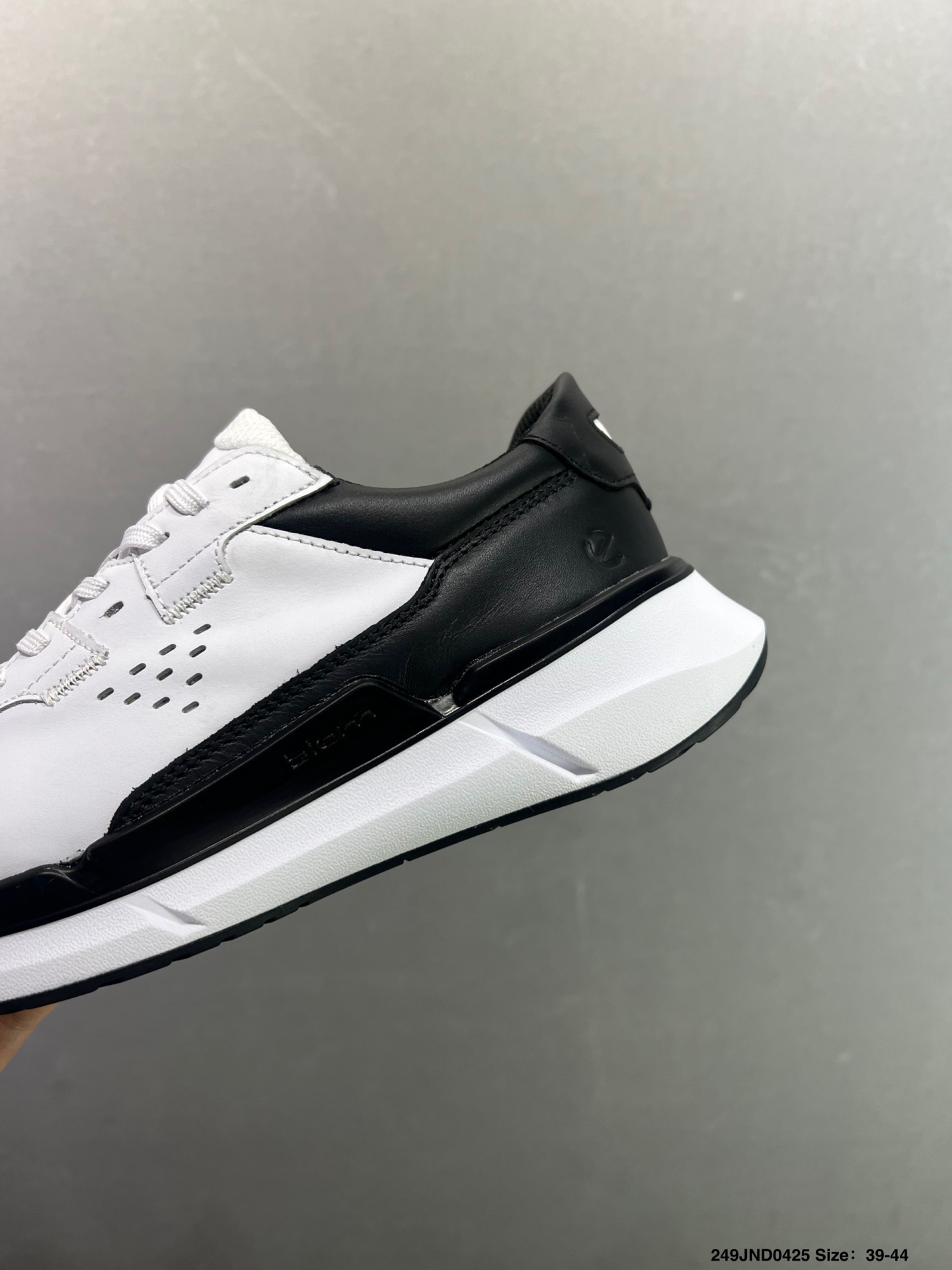 新款Ecco爱步丹麦轻奢品牌零负重系列 明星黄景瑜同款休闲鞋-Top High Quatity Cheap Sneakers Fashion Clothing Clothes Bags handbags Shoes of all Brand wholesale With The best Quality And Beautiful Price from China Factory Chinese suppliers wholesaler seller 新款Ecco爱步丹麦轻奢品牌零负重系列 明星黄景瑜同款休闲鞋