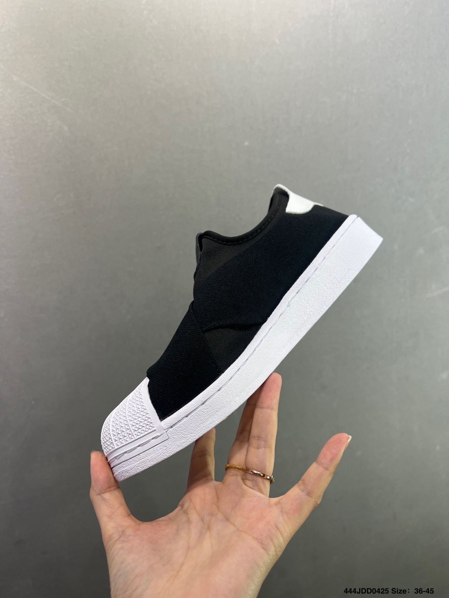 阿迪达斯Adidas Originals Superstar 2 X Slip-On 贝壳头系列 低帮经典百搭休闲运动板鞋 KH8210-Top High Quatity Cheap Sneakers Fashion Clothing Clothes Bags handbags Shoes of all Brand wholesale With The best Quality And Beautiful Price from China Factory Chinese suppliers wholesaler seller 阿迪达斯Adidas Originals Superstar 2 X Slip-On 贝壳头系列 低帮经典百搭休闲运动板鞋 KH8210