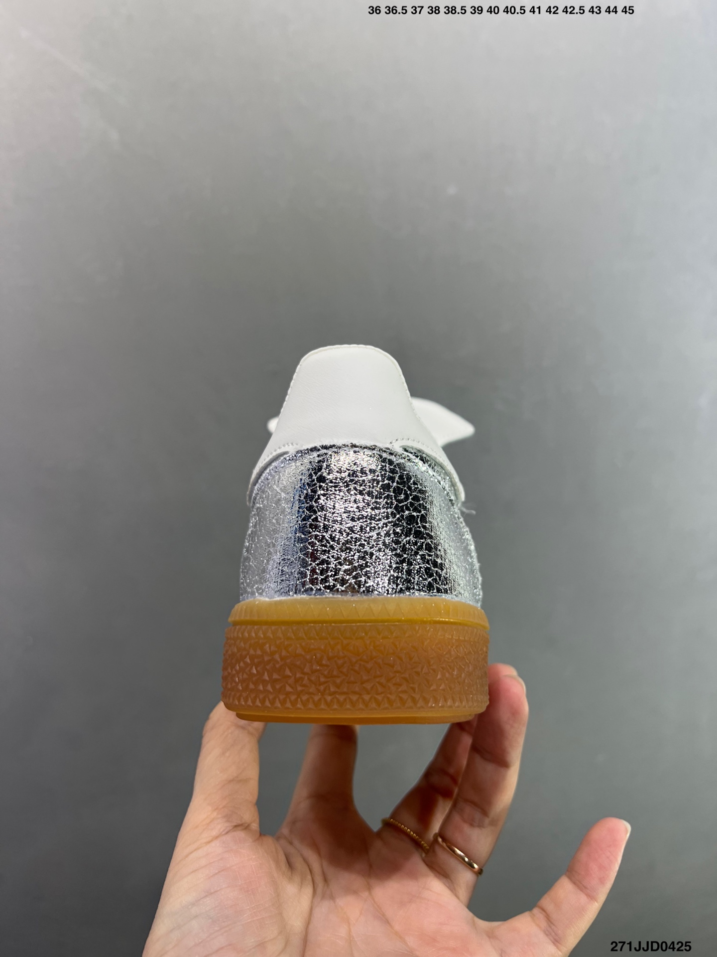 Adidas Handball Spezial 阿迪达斯经典款 复古休闲板鞋 KH9044