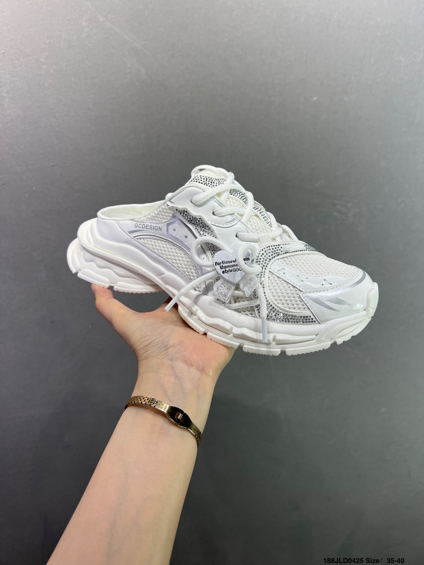 GG-CC GG-CC Chunky Low 时髦look轻松定格 G25Y9084B-Top High Quatity Cheap Sneakers Fashion Clothing Clothes Bags handbags Shoes of all Brand wholesale With The best Quality And Beautiful Price from China Factory Chinese suppliers wholesaler seller GG-CC GG-CC Chunky Low 时髦look轻松定格 G25Y9084B