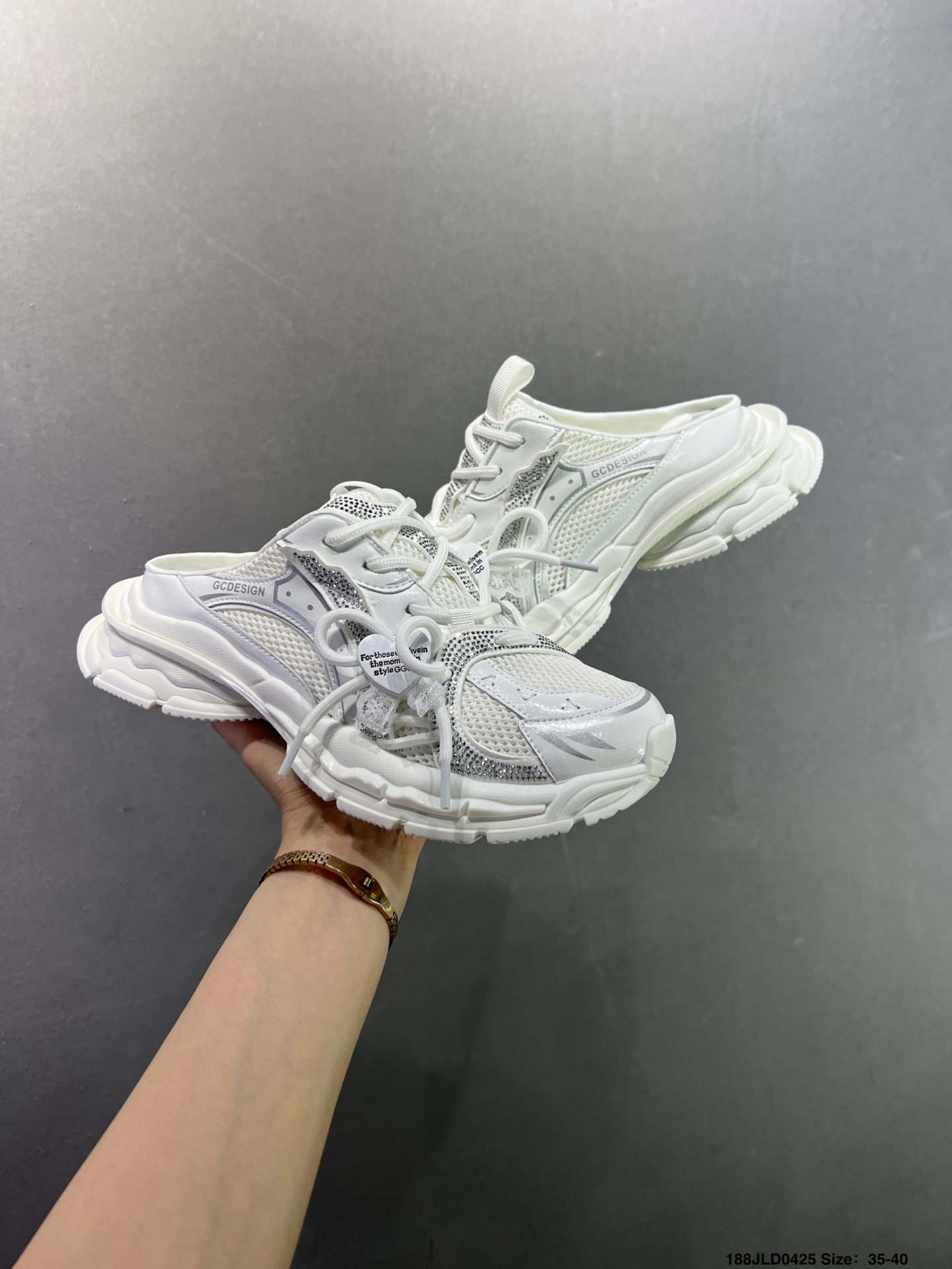 GG-CC GG-CC Chunky Low 时髦look轻松定格 G25Y9084B-Top High Quatity Cheap Sneakers Fashion Clothing Clothes Bags handbags Shoes of all Brand wholesale With The best Quality And Beautiful Price from China Factory Chinese suppliers wholesaler seller GG-CC GG-CC Chunky Low 时髦look轻松定格 G25Y9084B