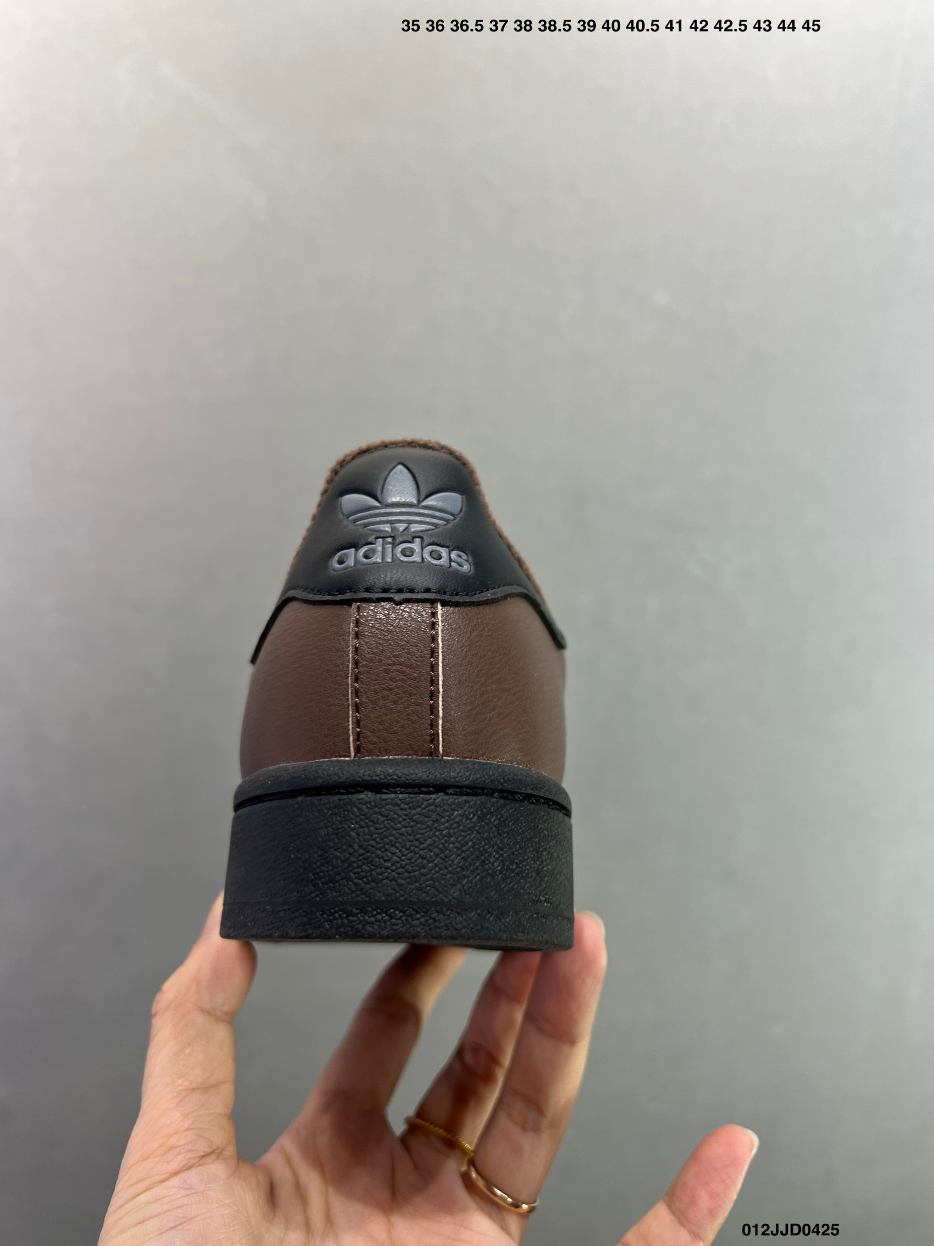 阿迪达斯/三叶草Adidas Originals Superstar II 经典贝壳头系列低帮百搭休闲运动板鞋 JH9977-Top High Quatity Cheap Sneakers Fashion Clothing Clothes Bags handbags Shoes of all Brand wholesale With The best Quality And Beautiful Price from China Factory Chinese suppliers wholesaler seller 阿迪达斯/三叶草Adidas Originals Superstar II 经典贝壳头系列低帮百搭休闲运动板鞋 JH9977