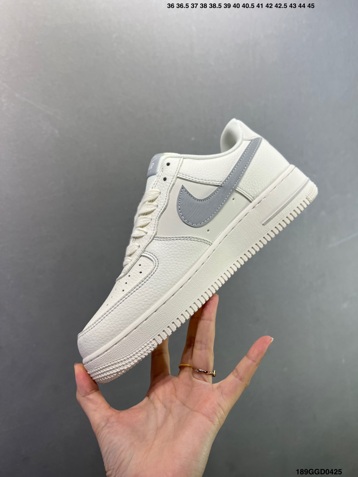 NIke Air Force 1 ‘07 Low 联名空军一号 低帮 运动鞋 休闲鞋 SM6668-103-Top High Quatity Cheap Sneakers Fashion Clothing Clothes Bags handbags Shoes of all Brand wholesale With The best Quality And Beautiful Price from China Factory Chinese suppliers wholesaler seller NIke Air Force 1 ‘07 Low 联名空军一号 低帮 运动鞋 休闲鞋 SM6668-103