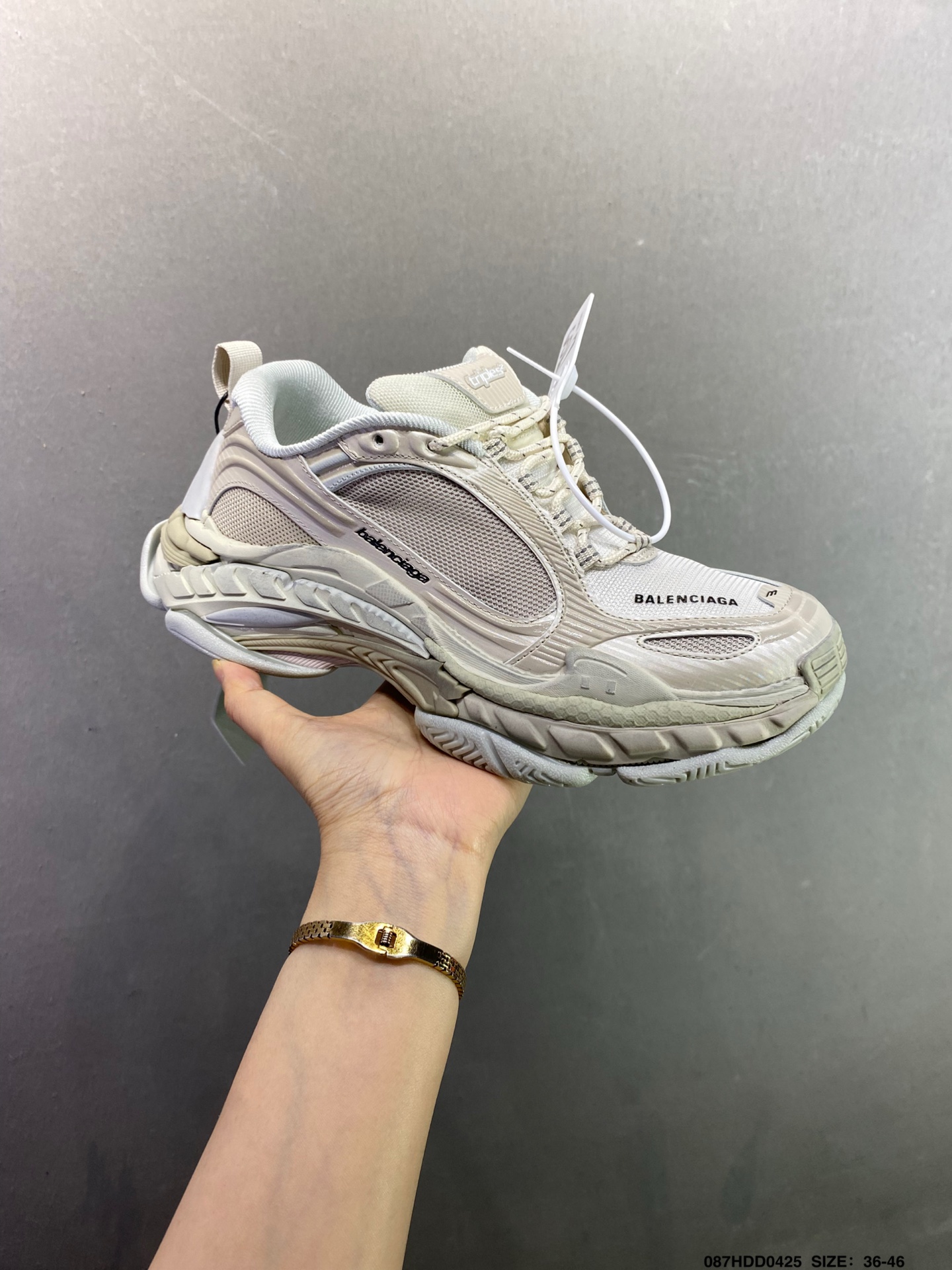 Balenciaga巴黎世家 Triple 厚底系带 低帮老爹鞋 865851 WTR2G 6800-Top High Quatity Cheap Sneakers Fashion Clothing Clothes Bags handbags Shoes of all Brand wholesale With The best Quality And Beautiful Price from China Factory Chinese suppliers wholesaler seller Balenciaga巴黎世家 Triple 厚底系带 低帮老爹鞋 865851 WTR2G 6800