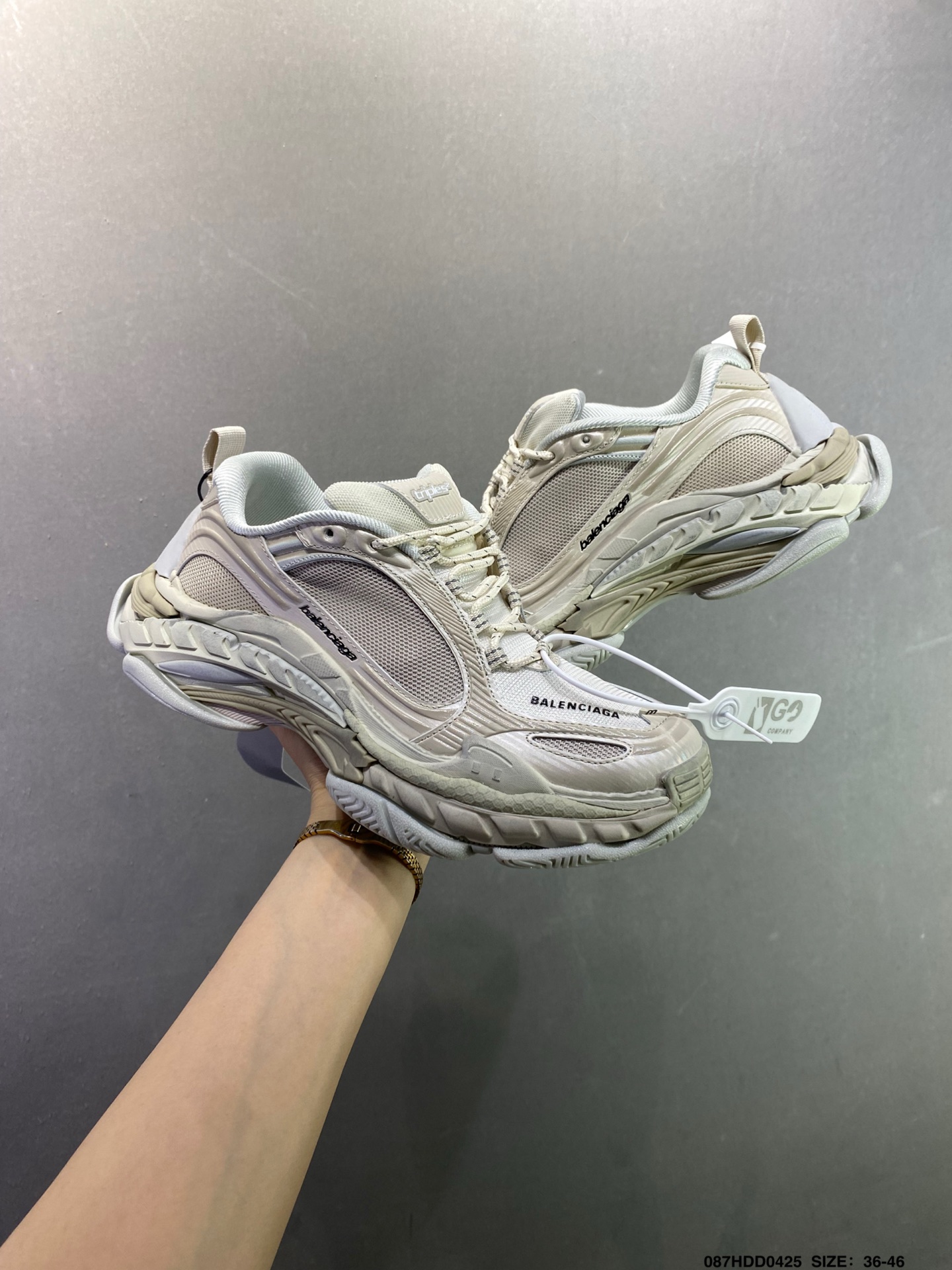 Balenciaga巴黎世家 Triple 厚底系带 低帮老爹鞋 865851 WTR2G 6800-Top High Quatity Cheap Sneakers Fashion Clothing Clothes Bags handbags Shoes of all Brand wholesale With The best Quality And Beautiful Price from China Factory Chinese suppliers wholesaler seller Balenciaga巴黎世家 Triple 厚底系带 低帮老爹鞋 865851 WTR2G 6800