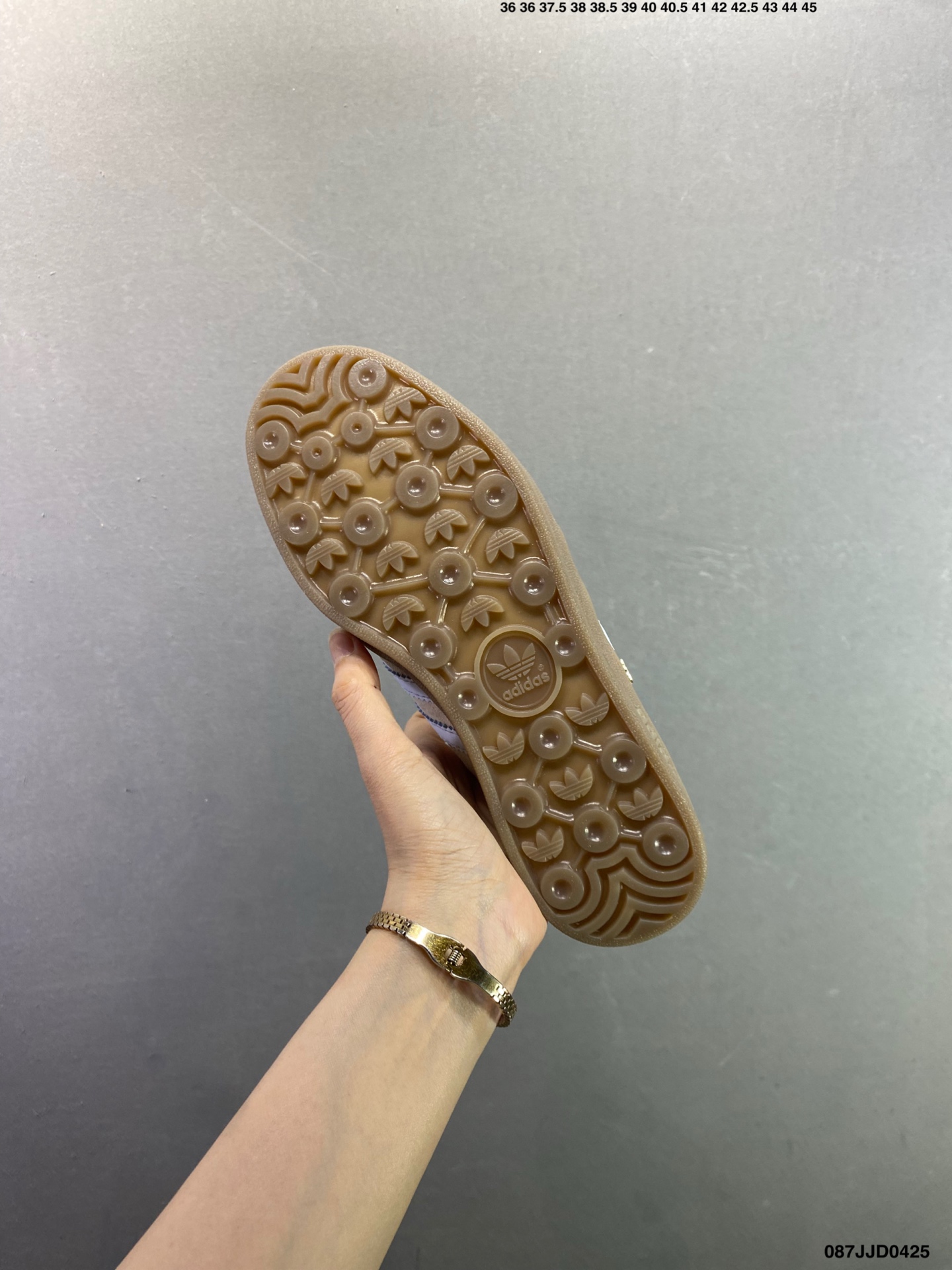 adidas originals GAZELLE INDOOR 棕色 JQ8386-Top High Quatity Cheap Sneakers Fashion Clothing Clothes Bags handbags Shoes of all Brand wholesale With The best Quality And Beautiful Price from China Factory Chinese suppliers wholesaler seller adidas originals GAZELLE INDOOR 棕色 JQ8386