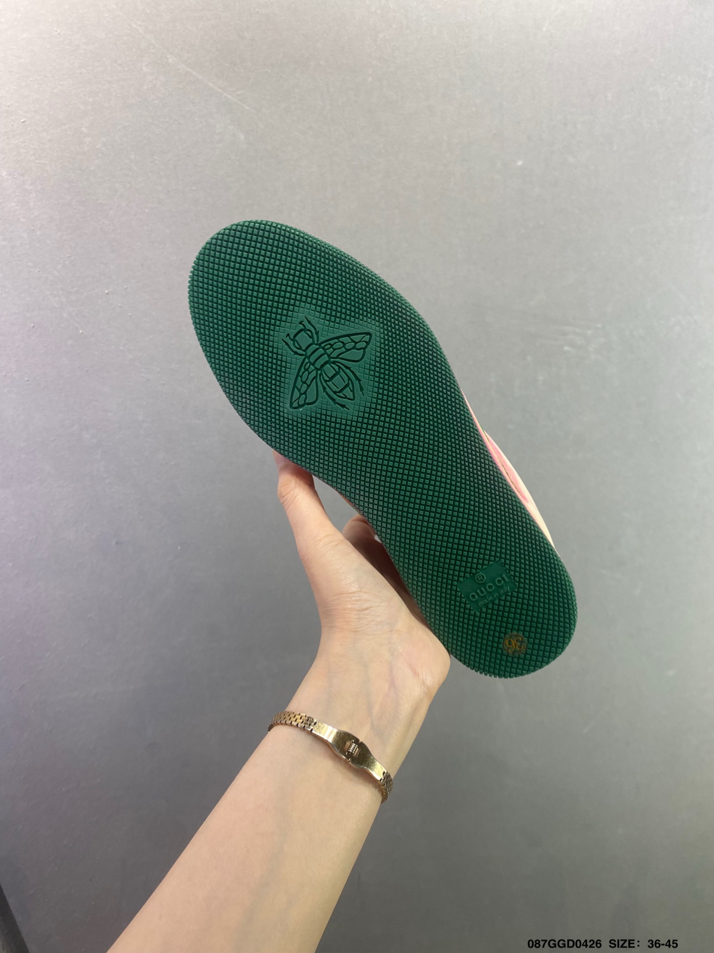 GUCCI古驰 Screener 胖丁 皮革 低帮圆头系带 时尚板鞋 做旧版 570443 9Y920 9666-Top High Quatity Cheap Sneakers Fashion Clothing Clothes Bags handbags Shoes of all Brand wholesale With The best Quality And Beautiful Price from China Factory Chinese suppliers wholesaler seller GUCCI古驰 Screener 胖丁 皮革 低帮圆头系带 时尚板鞋 做旧版 570443 9Y920 9666