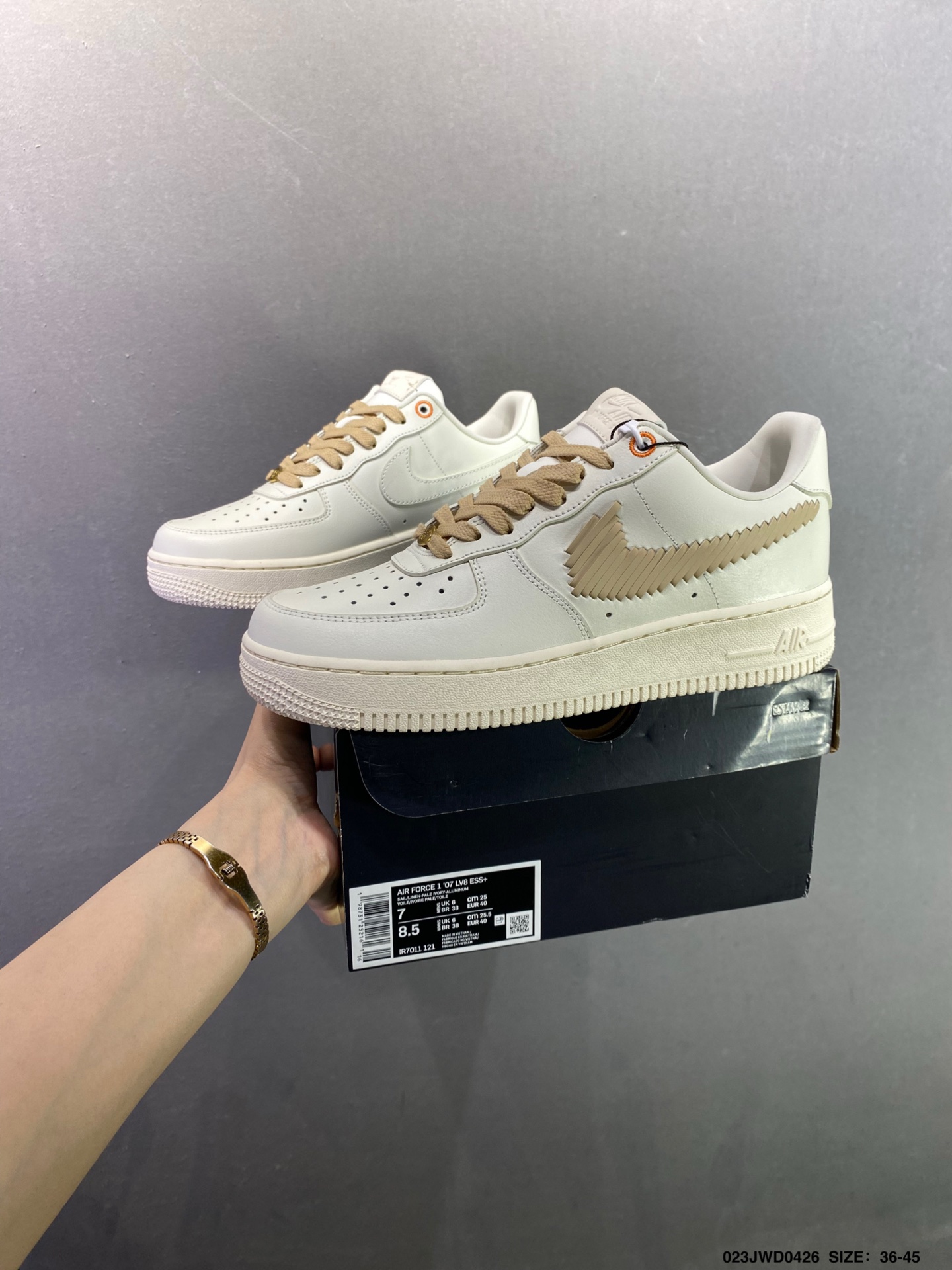 Nike Air Force1 07 low 马年限定 定制空军一号 IQ1119-011-Top High Quatity Cheap Sneakers Fashion Clothing Clothes Bags handbags Shoes of all Brand wholesale With The best Quality And Beautiful Price from China Factory Chinese suppliers wholesaler seller Nike Air Force1 07 low 马年限定 定制空军一号 IQ1119-011