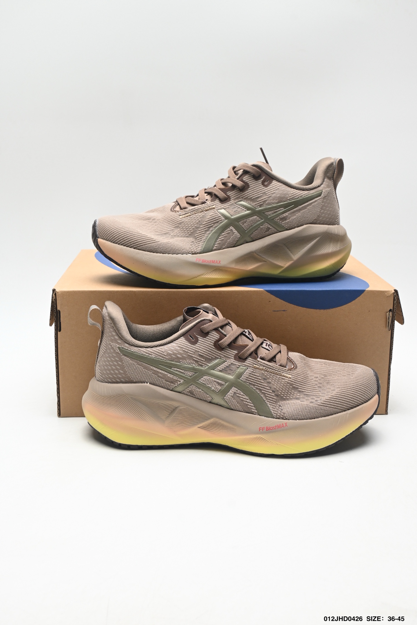 Asics NOVABLAST 5 LE 亚瑟士 轻量跑鞋 低帮轻量透气缓震休闲运动跑步鞋 1011B974-031-Top High Quatity Cheap Sneakers Fashion Clothing Clothes Bags handbags Shoes of all Brand wholesale With The best Quality And Beautiful Price from China Factory Chinese suppliers wholesaler seller Asics NOVABLAST 5 LE 亚瑟士 轻量跑鞋 低帮轻量透气缓震休闲运动跑步鞋 1011B974-031