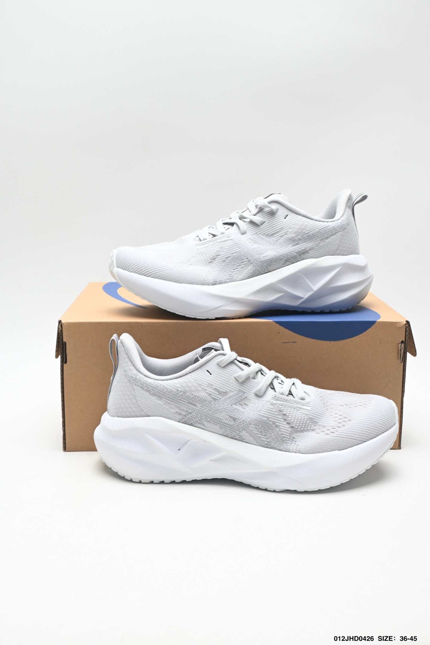 Asics NOVABLAST 5 LE 亚瑟士 轻量跑鞋 低帮轻量透气缓震休闲运动跑步鞋 1011B974-031-Top High Quatity Cheap Sneakers Fashion Clothing Clothes Bags handbags Shoes of all Brand wholesale With The best Quality And Beautiful Price from China Factory Chinese suppliers wholesaler seller Asics NOVABLAST 5 LE 亚瑟士 轻量跑鞋 低帮轻量透气缓震休闲运动跑步鞋 1011B974-031