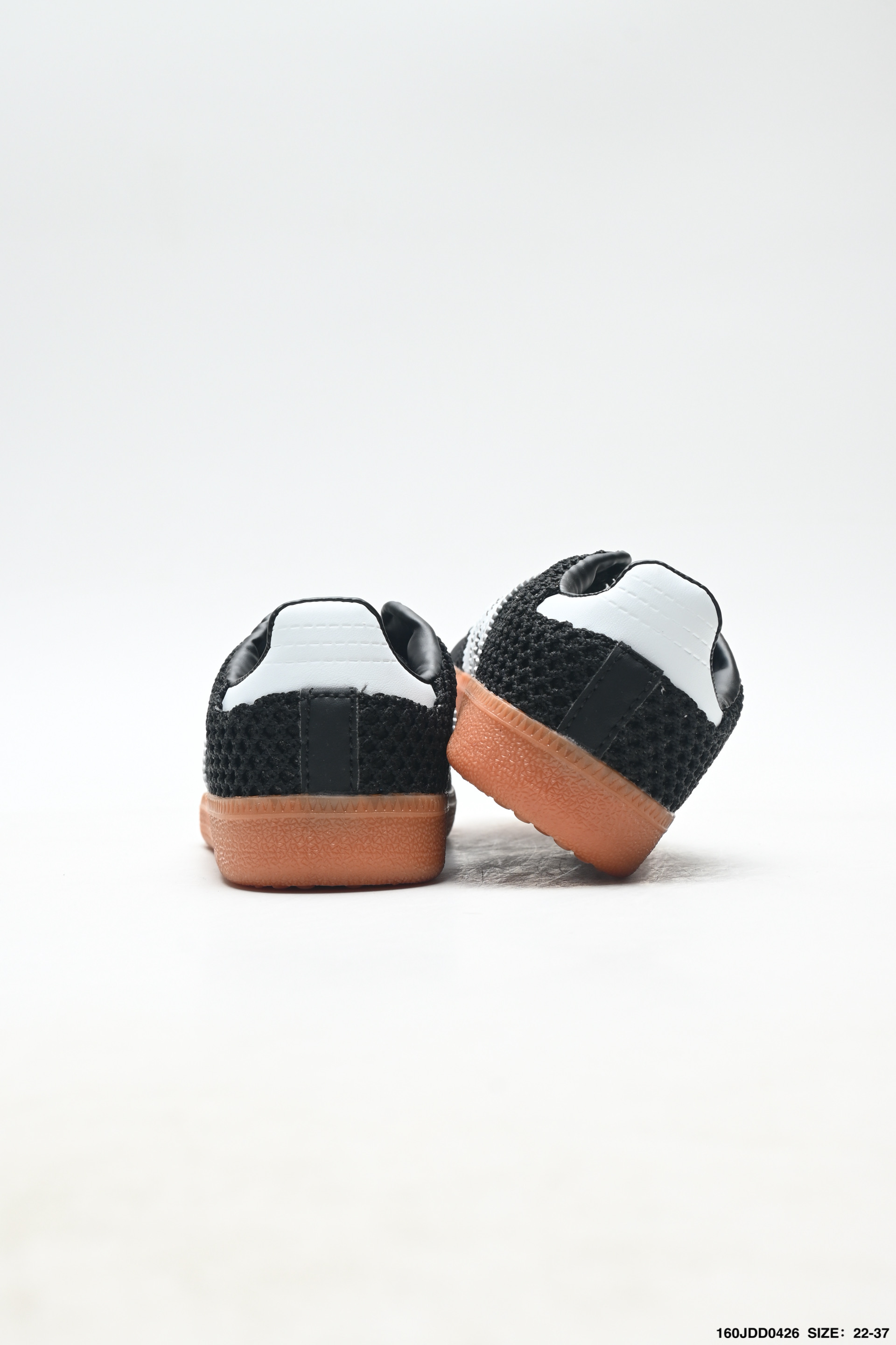 超萌童鞋Adidas Originals Samba 阿迪达斯 桑巴舞系列绅士德训足球风百搭低帮休闲运动板鞋 IH4003-Top High Quatity Cheap Sneakers Fashion Clothing Clothes Bags handbags Shoes of all Brand wholesale With The best Quality And Beautiful Price from China Factory Chinese suppliers wholesaler seller 超萌童鞋Adidas Originals Samba 阿迪达斯 桑巴舞系列绅士德训足球风百搭低帮休闲运动板鞋 IH4003