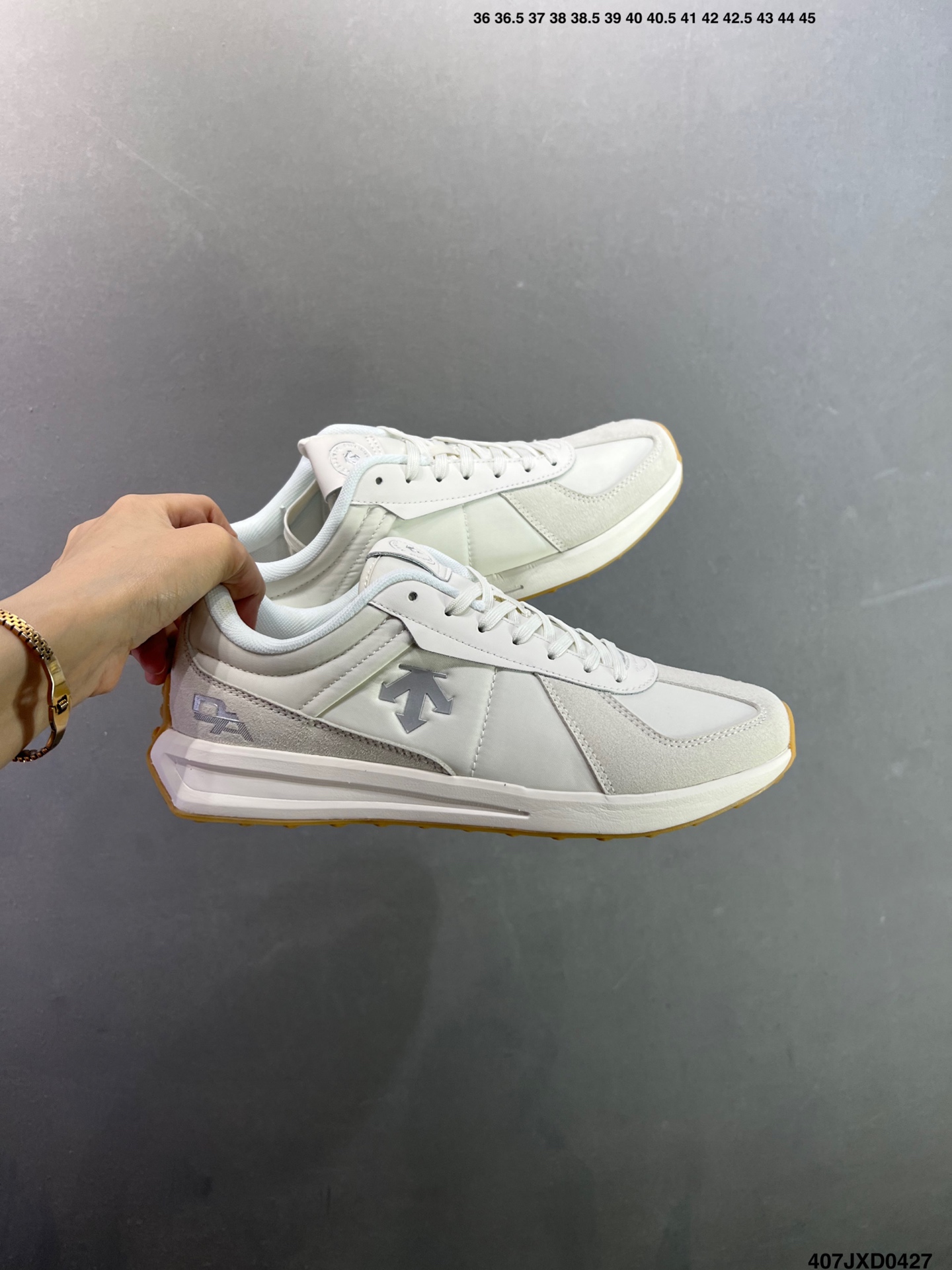 迪桑特DESCENTE EDGE COURT RETRO 复古轻质 耐磨低帮 生活休闲鞋 SP363LSN82-Top High Quatity Cheap Sneakers Fashion Clothing Clothes Bags handbags Shoes of all Brand wholesale With The best Quality And Beautiful Price from China Factory Chinese suppliers wholesaler seller 迪桑特DESCENTE EDGE COURT RETRO 复古轻质 耐磨低帮 生活休闲鞋 SP363LSN82