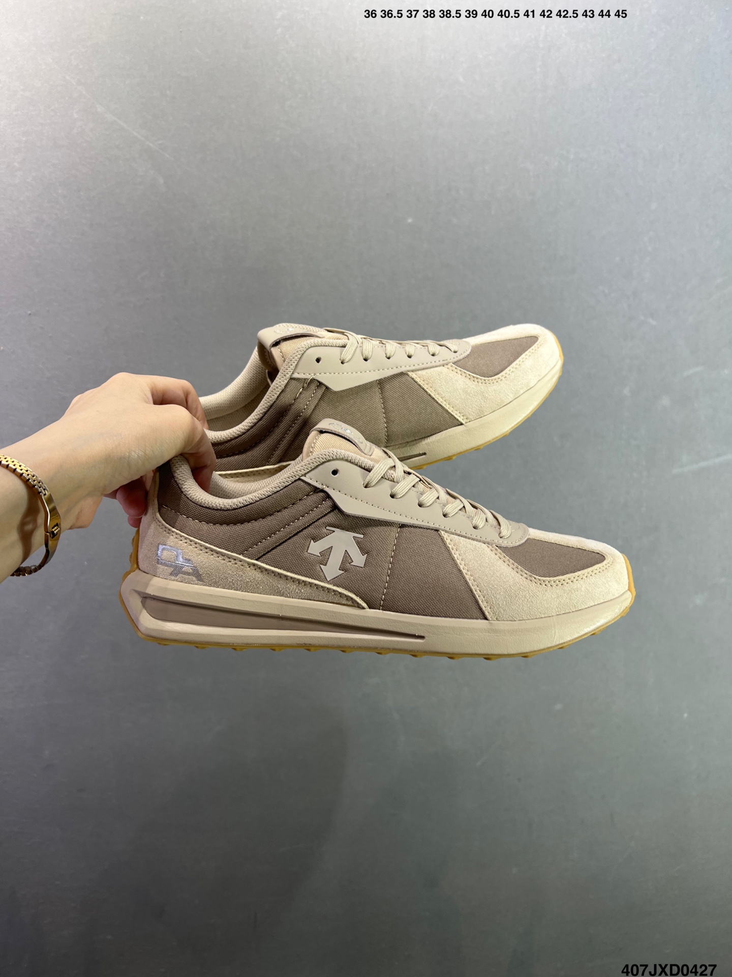 迪桑特DESCENTE EDGE COURT RETRO 复古轻质 耐磨低帮 生活休闲鞋 SP363LSN82-Top High Quatity Cheap Sneakers Fashion Clothing Clothes Bags handbags Shoes of all Brand wholesale With The best Quality And Beautiful Price from China Factory Chinese suppliers wholesaler seller 迪桑特DESCENTE EDGE COURT RETRO 复古轻质 耐磨低帮 生活休闲鞋 SP363LSN82