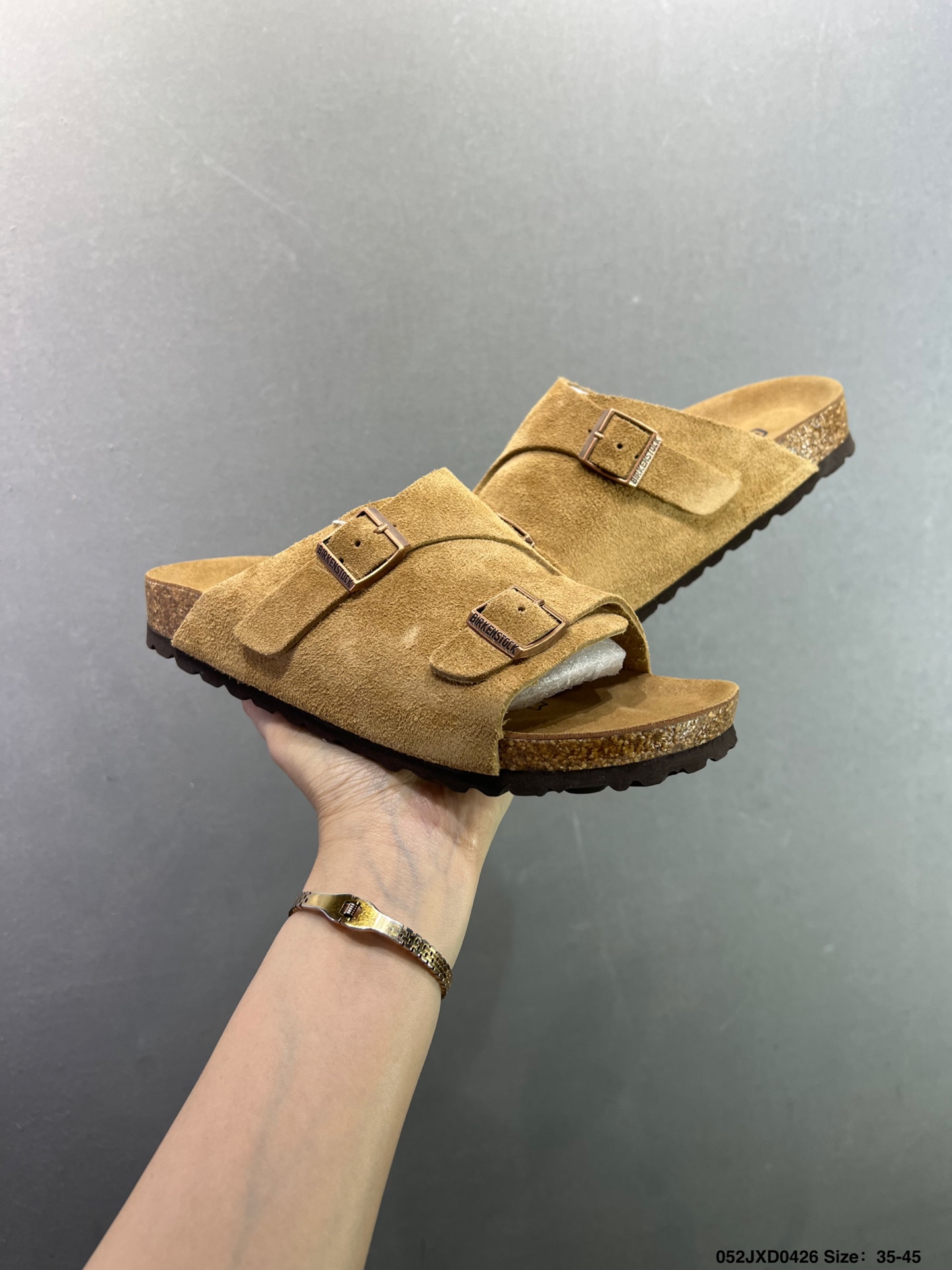 博肯Birkenstock London Suede Leather 伦敦系列低帮牛皮绒面革平底复古软木休闲鞋“反绒浅卡其”1010503-Top High Quatity Cheap Sneakers Fashion Clothing Clothes Bags handbags Shoes of all Brand wholesale With The best Quality And Beautiful Price from China Factory Chinese suppliers wholesaler seller 博肯Birkenstock London Suede Leather 伦敦系列低帮牛皮绒面革平底复古软木休闲鞋“反绒浅卡其”1010503