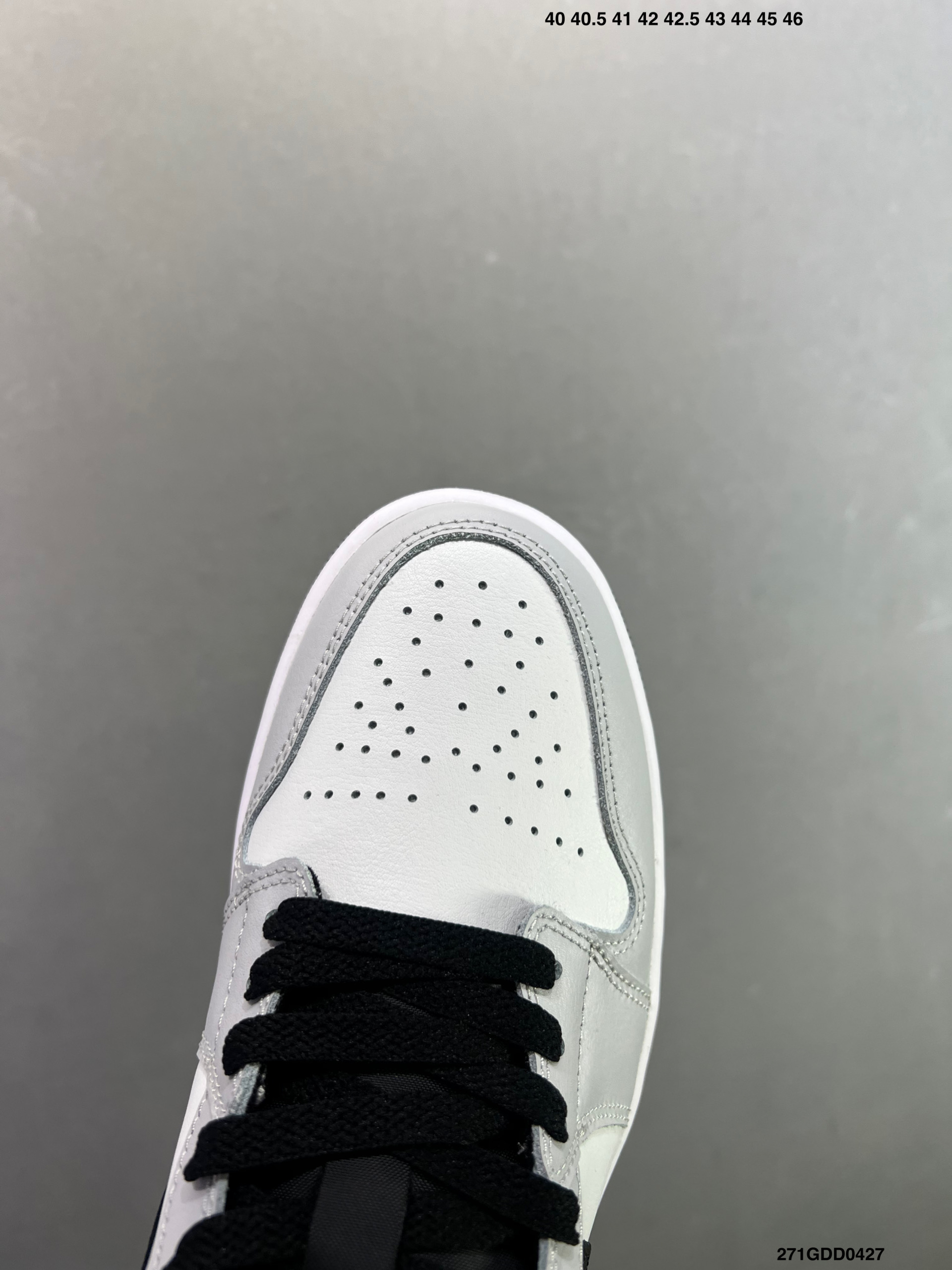 Air Jordan 1 Low 新配色 AJ1乔1 低帮休闲板鞋 553558-Top High Quatity Cheap Sneakers Fashion Clothing Clothes Bags handbags Shoes of all Brand wholesale With The best Quality And Beautiful Price from China Factory Chinese suppliers wholesaler seller Air Jordan 1 Low 新配色 AJ1乔1 低帮休闲板鞋 553558