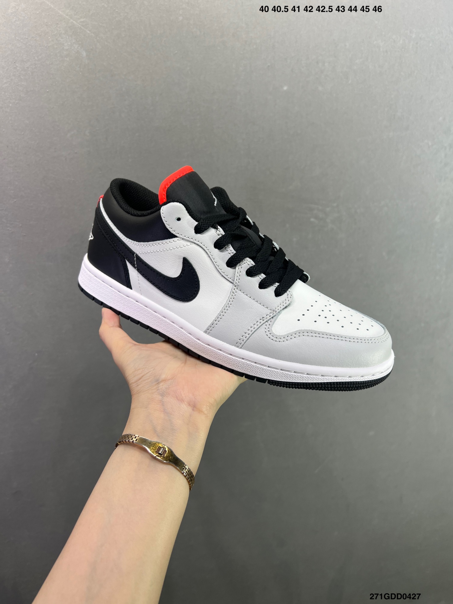 Air Jordan 1 Low 新配色 AJ1乔1 低帮休闲板鞋 553558-Top High Quatity Cheap Sneakers Fashion Clothing Clothes Bags handbags Shoes of all Brand wholesale With The best Quality And Beautiful Price from China Factory Chinese suppliers wholesaler seller Air Jordan 1 Low 新配色 AJ1乔1 低帮休闲板鞋 553558