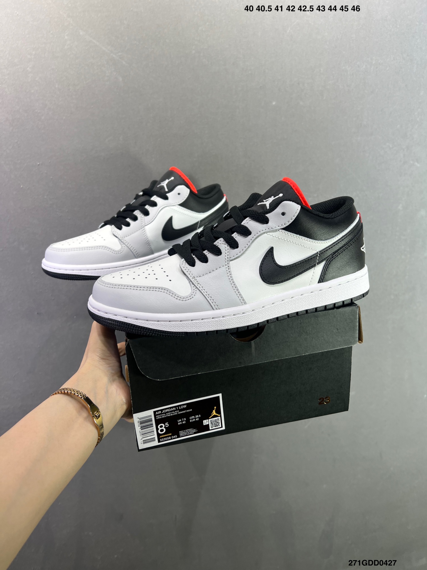 Air Jordan 1 Low 新配色 AJ1乔1 低帮休闲板鞋 553558-Top High Quatity Cheap Sneakers Fashion Clothing Clothes Bags handbags Shoes of all Brand wholesale With The best Quality And Beautiful Price from China Factory Chinese suppliers wholesaler seller Air Jordan 1 Low 新配色 AJ1乔1 低帮休闲板鞋 553558