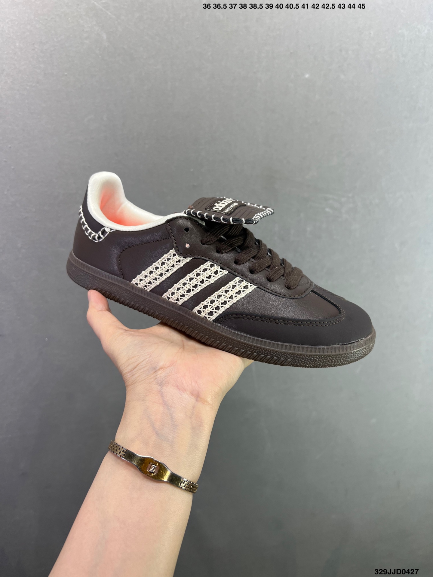 BonnerxadidasoriginalsSamba 板鞋 AdidasOriginals是Adidas旗下的运动经典系列 FX7517-Top High Quatity Cheap Sneakers Fashion Clothing Clothes Bags handbags Shoes of all Brand wholesale With The best Quality And Beautiful Price from China Factory Chinese suppliers wholesaler seller BonnerxadidasoriginalsSamba 板鞋 AdidasOriginals是Adidas旗下的运动经典系列 FX7517